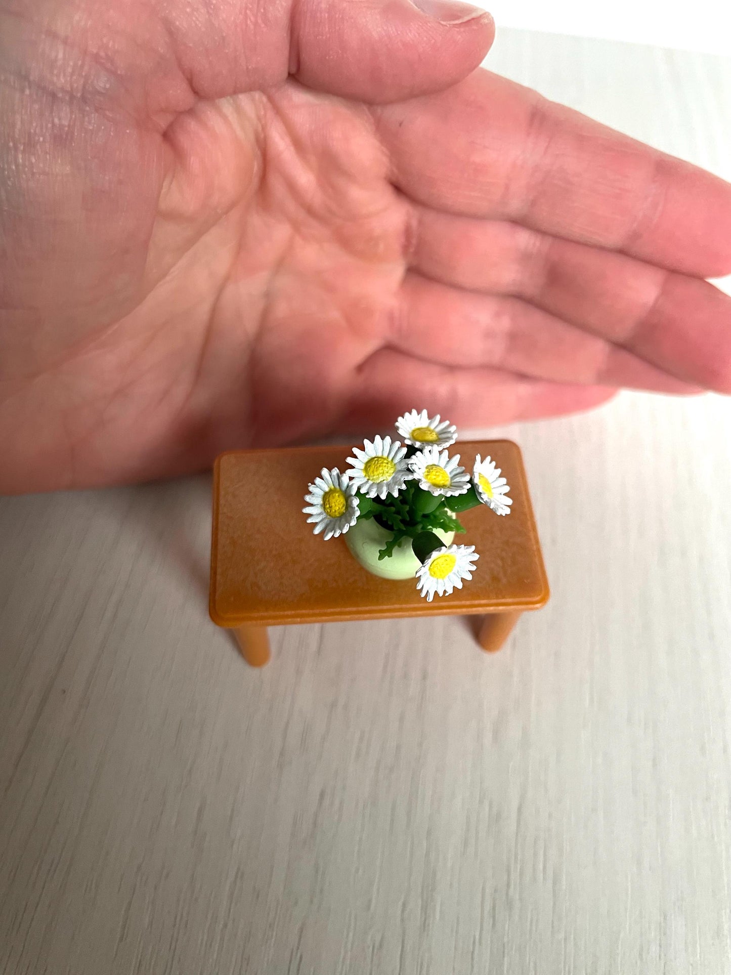 Miniature Calico Critters Side Table with Vase & White Flowers — Sylvanian Families