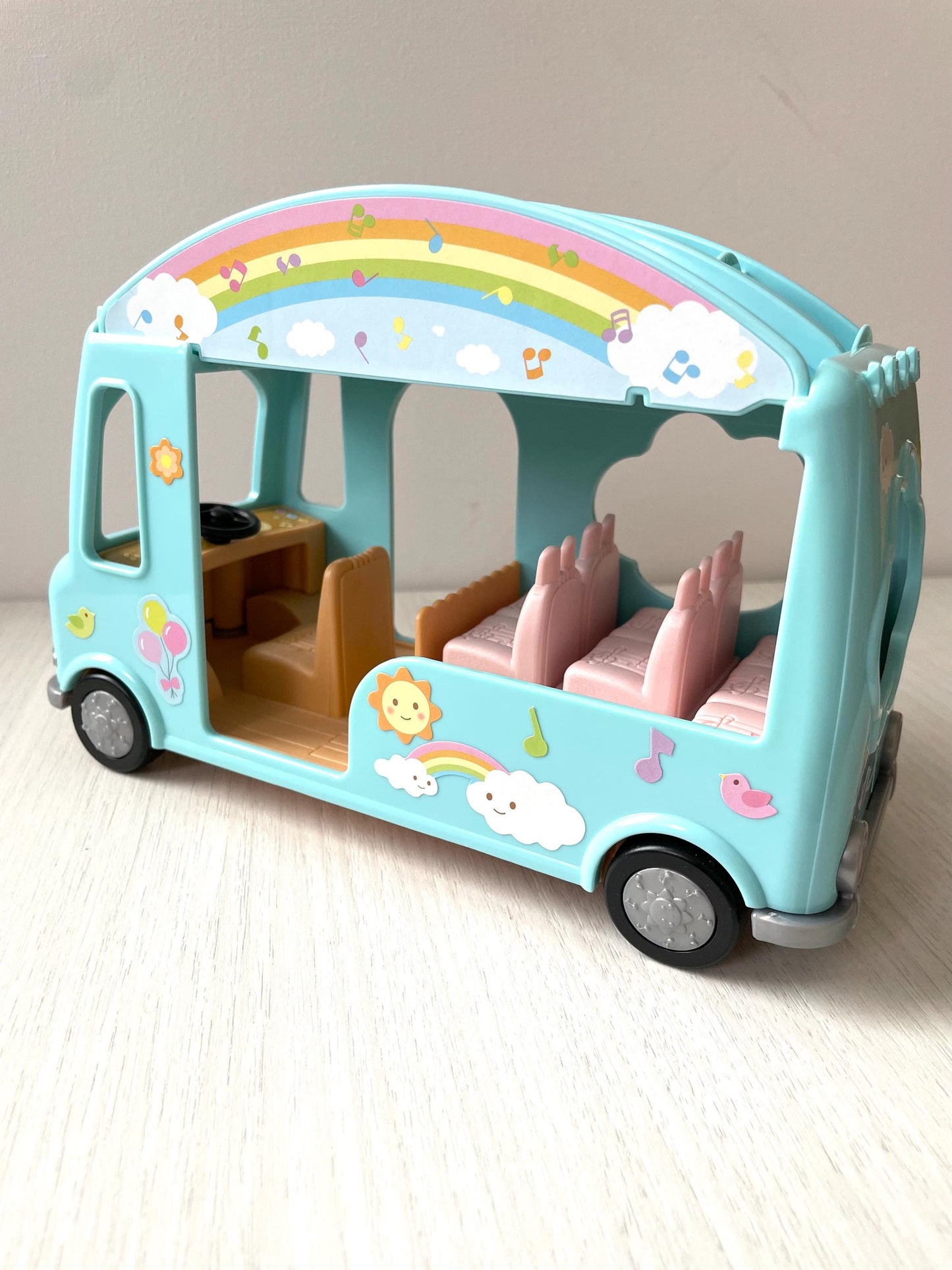 Calico Critters blue Sunshine Nursery bus brand new complete — Sylvanian Families