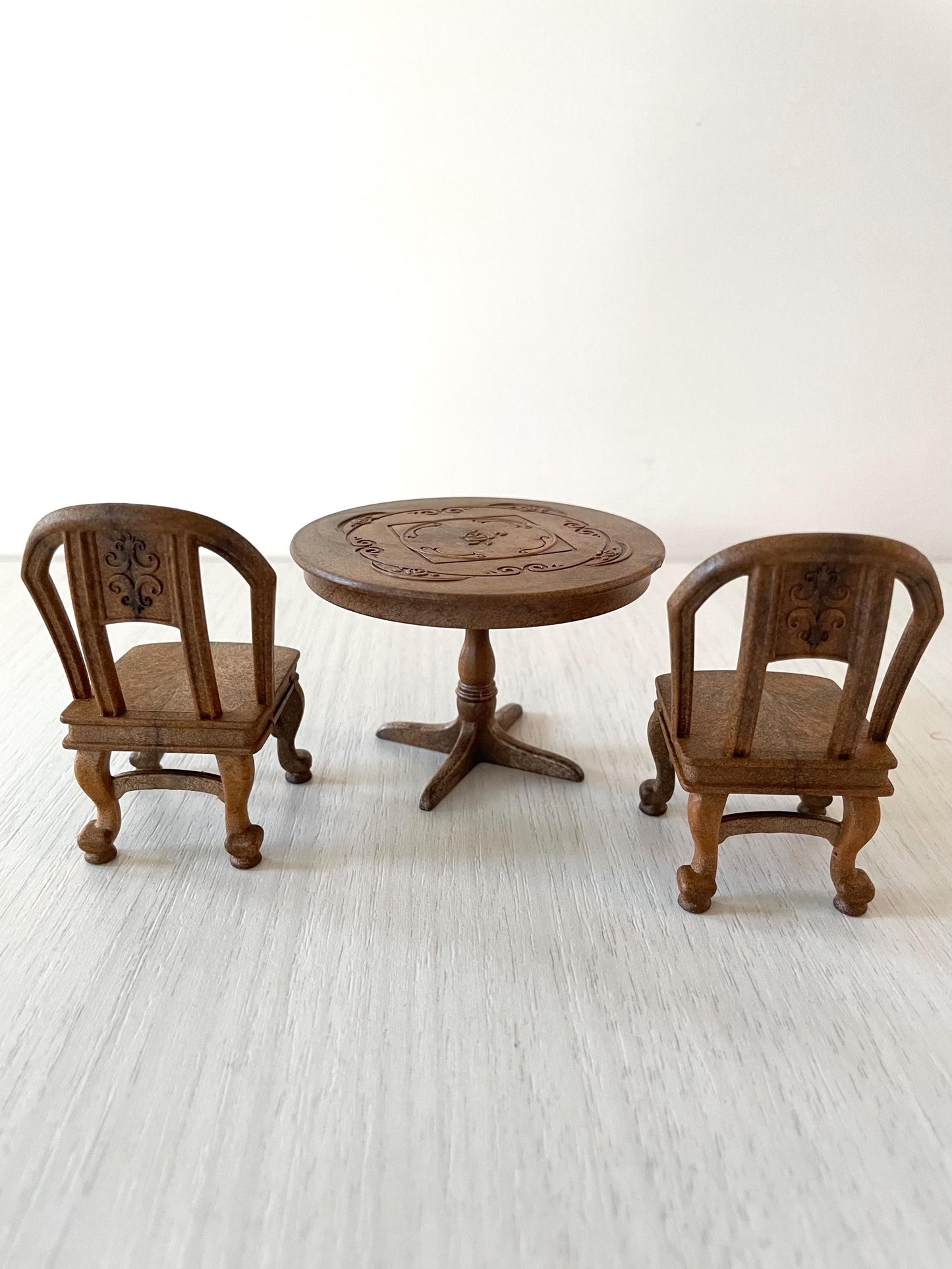 Dark brown ornate Calico Critters table with two chairs, new — Sylvanian Families