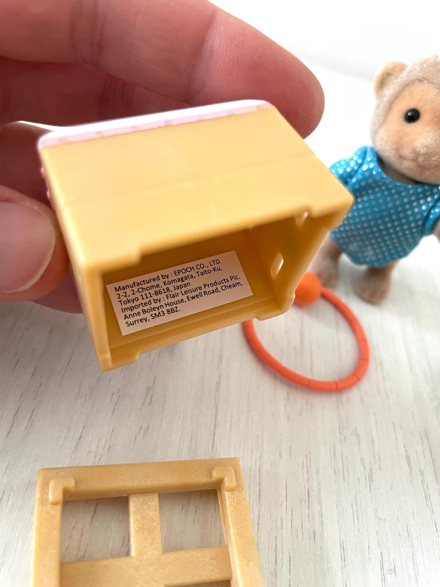 Sylvanian Families Gymnastics Set monkey and cat figurines — Calico Critters vintage