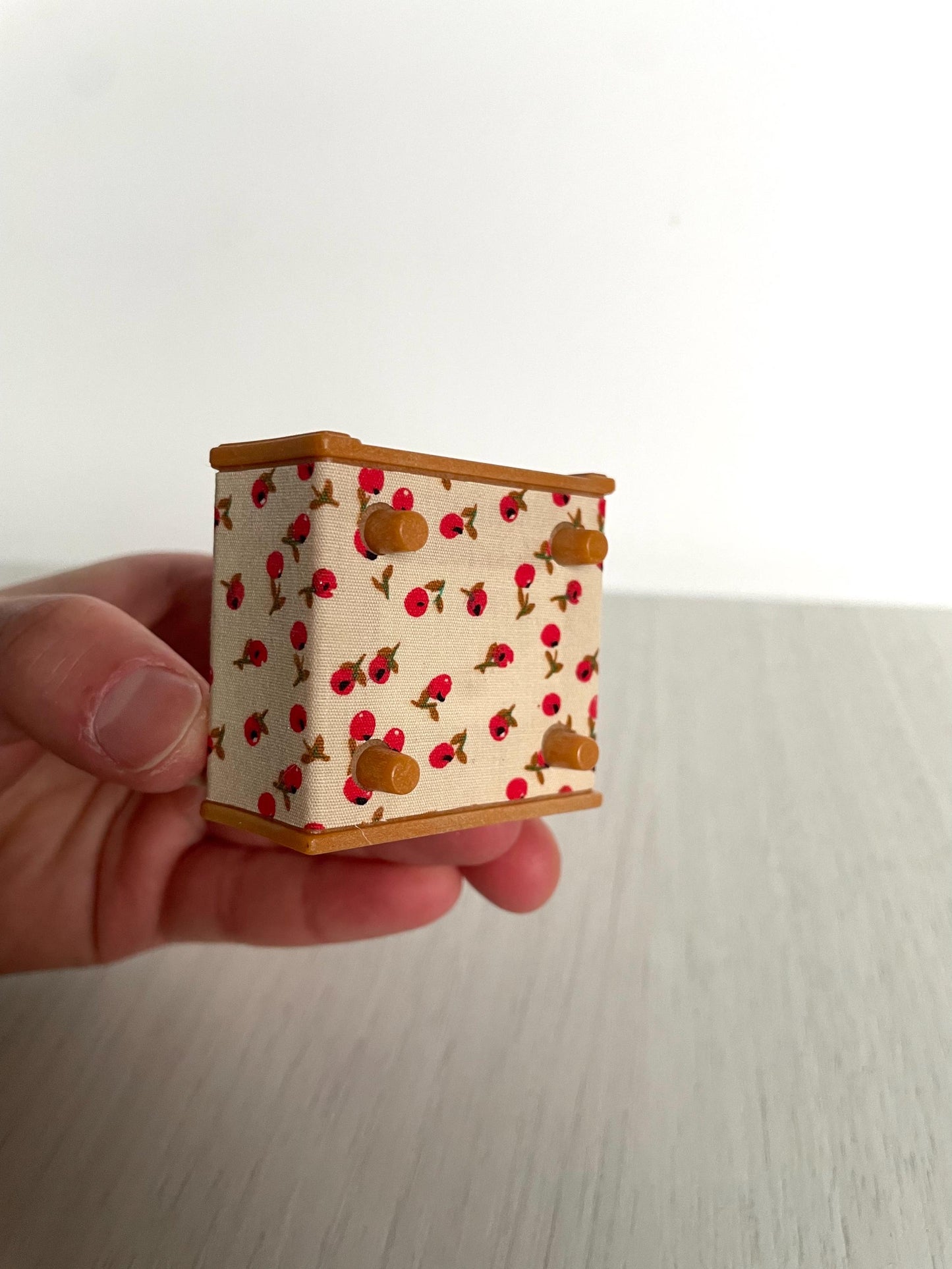 Miniature Red Floral Single Seat Sofa for Dollhouse | Tiny Accent Chair | Mini Furniture for Dollhouse Living Room | Small-Scale Furniture