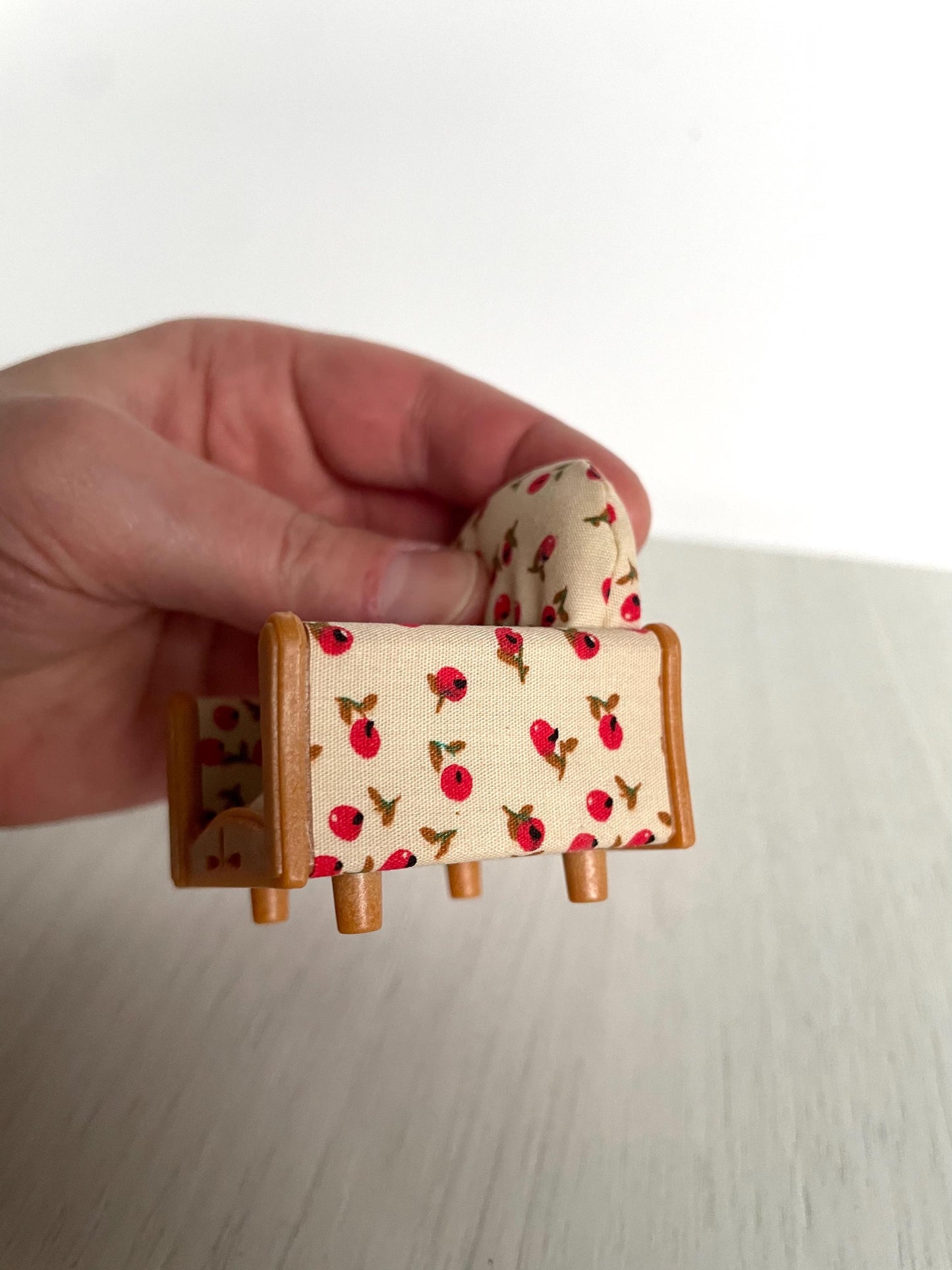 Miniature Red Floral Single Seat Sofa for Dollhouse | Tiny Accent Chair | Mini Furniture for Dollhouse Living Room | Small-Scale Furniture