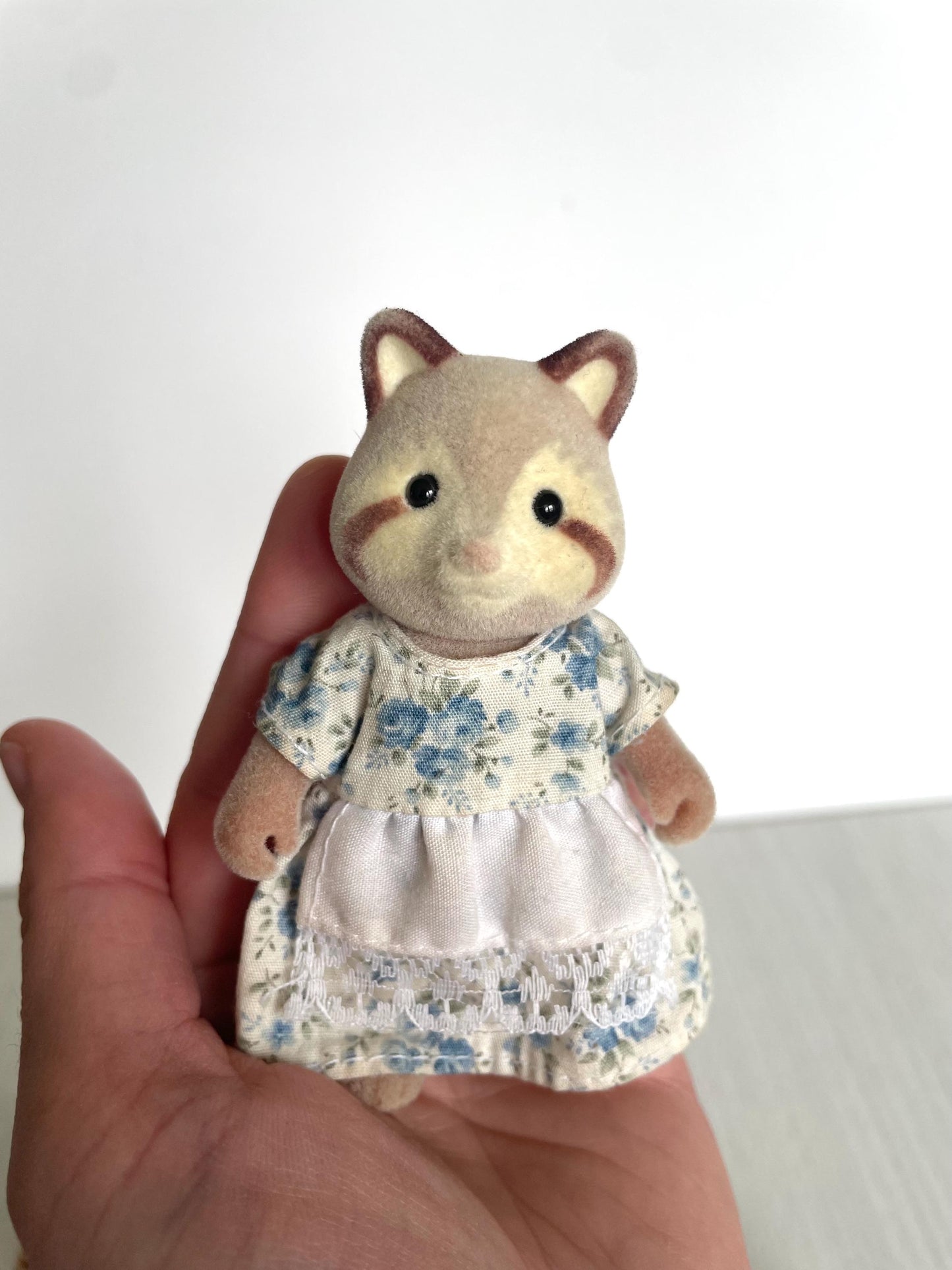 Mulberry Raccoon Family, Calico Critters Sylvanian Families vintage and discontinued in original clothes