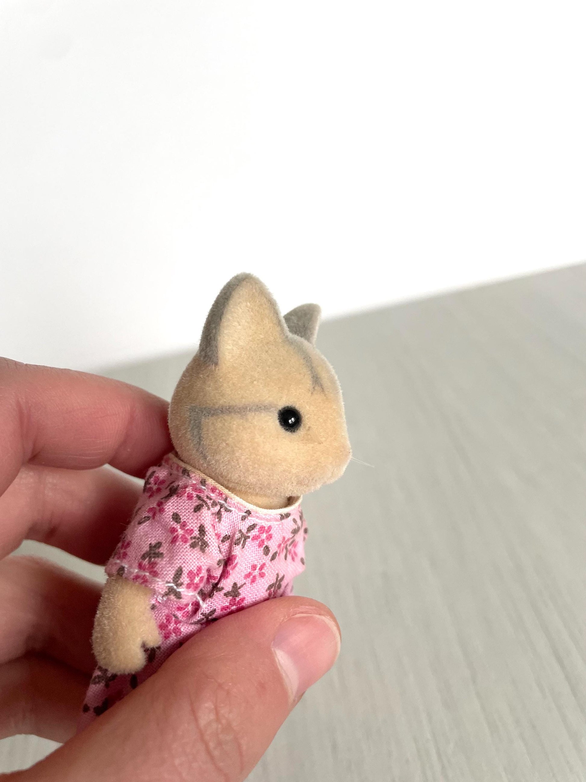 Catwood mother condition detail — Sylvanian Families / Calico Critters
