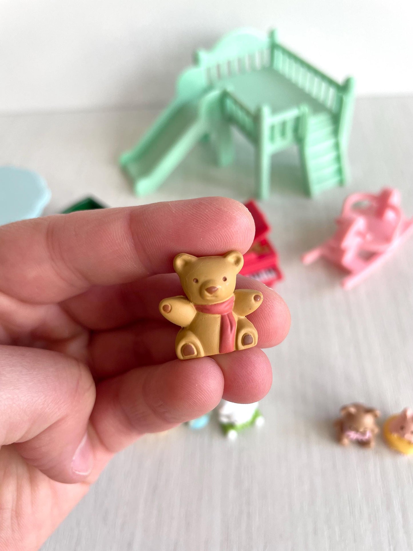 Miniature Calico Critters baby toys, pacifier, bottles, furniture — Sylvanian Families