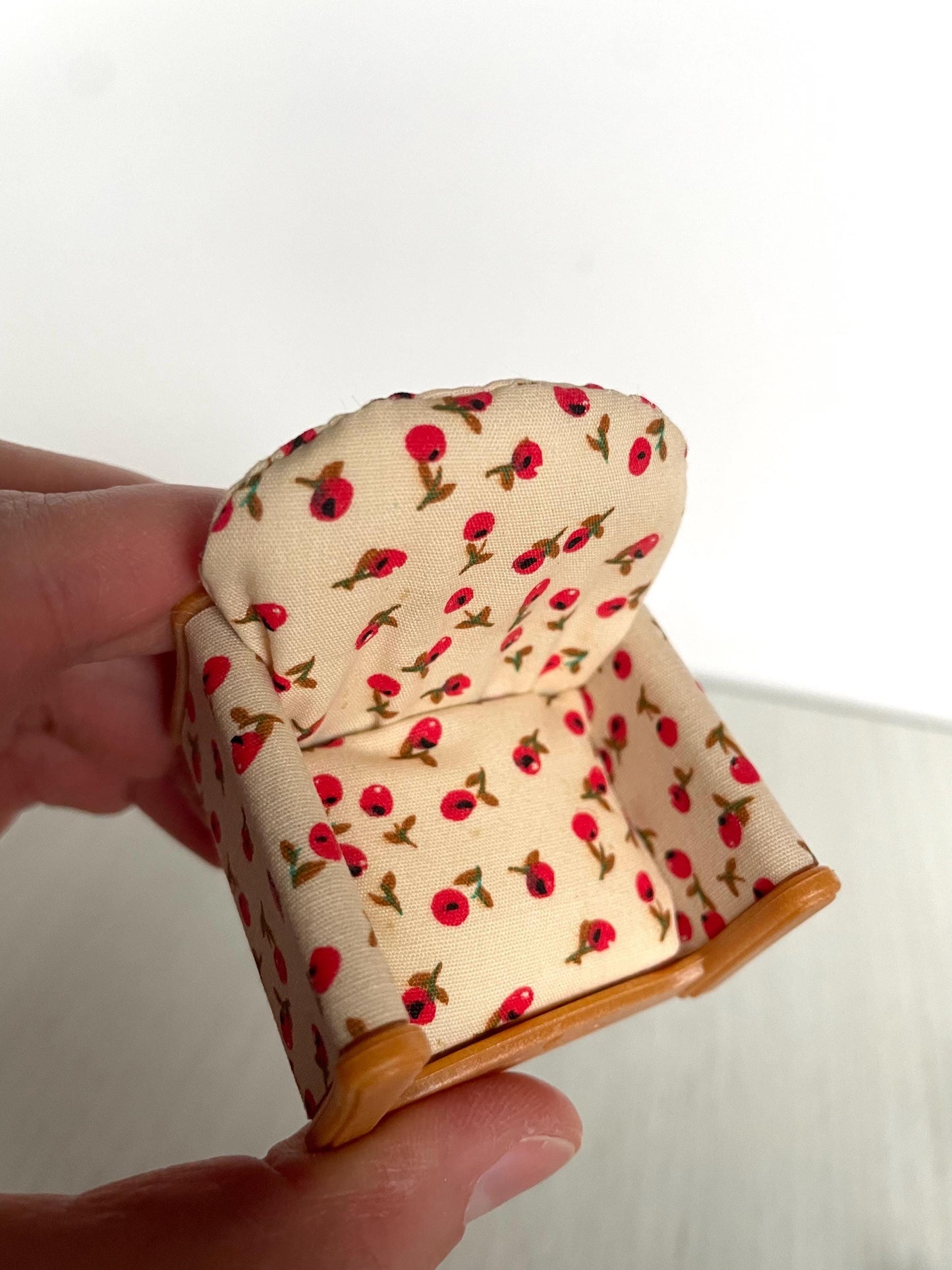 Miniature Red Floral Single Seat Sofa for Dollhouse | Tiny Accent Chair | Mini Furniture for Dollhouse Living Room | Small-Scale Furniture