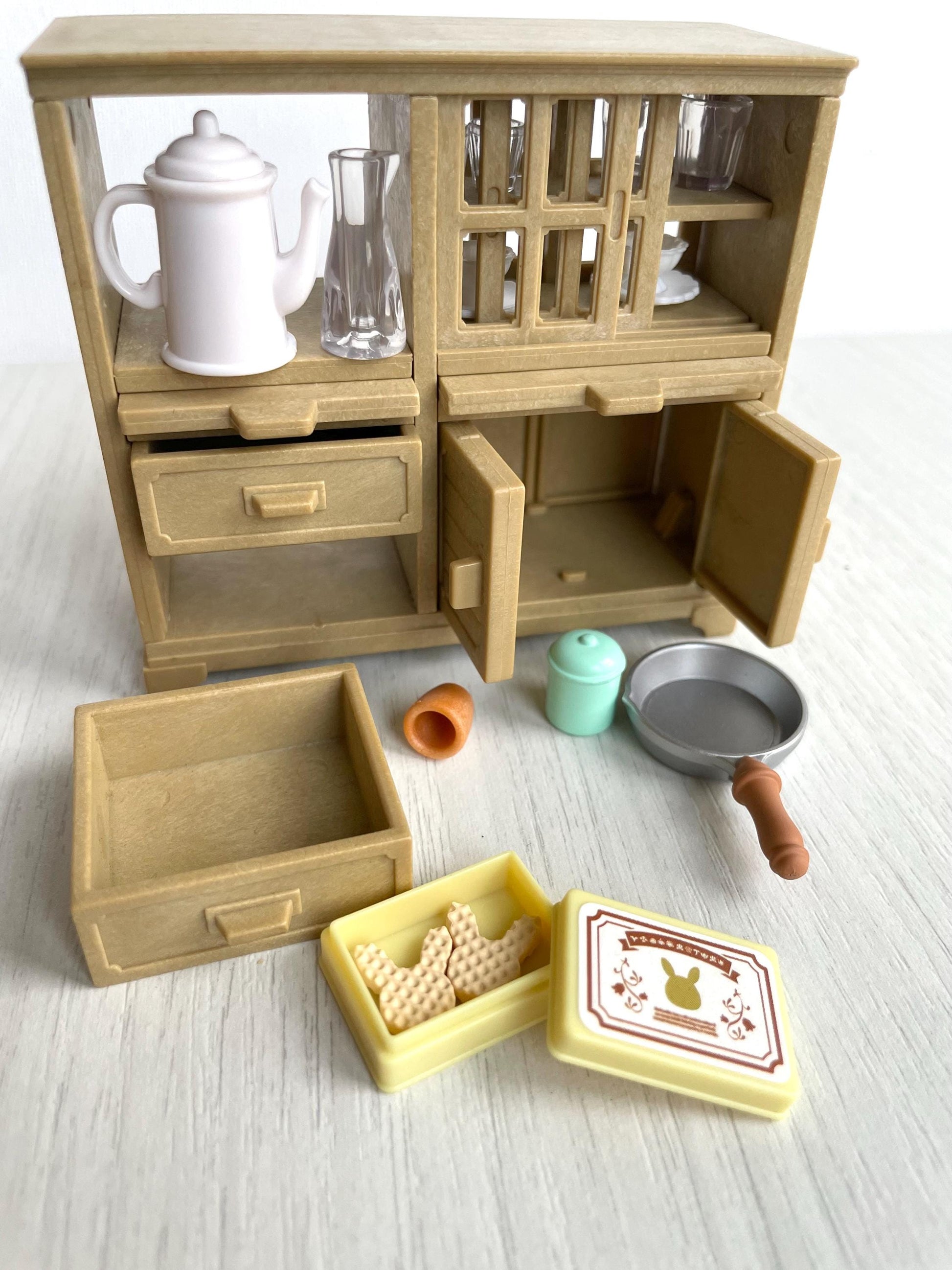 Sylvanian Families cabinet sliding drawers detail — Calico Critters furniture
