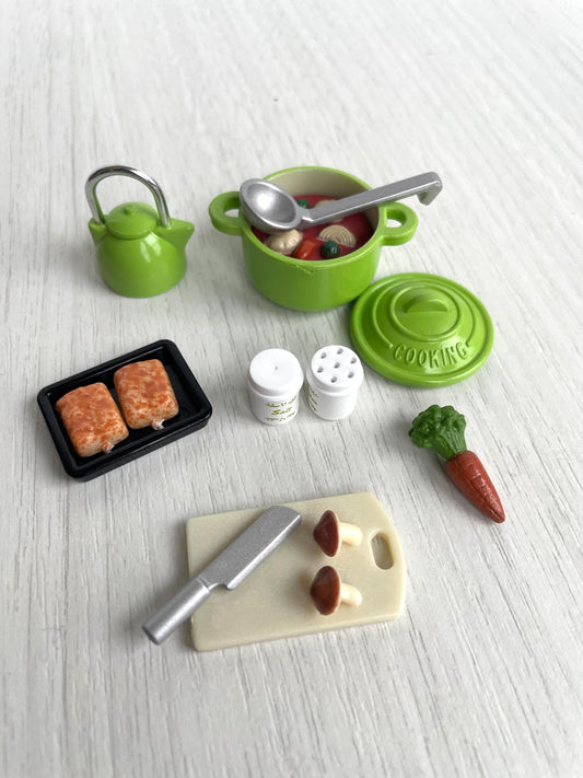 Calico Critters Miniature Kitchen Accessories Set, Green Pot, Kettle, Food — Sylvanian Families