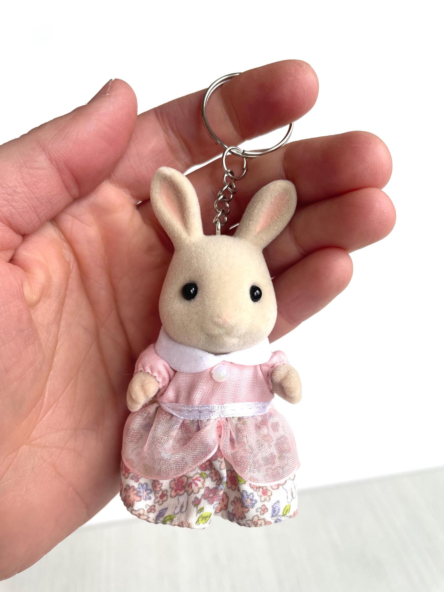 Handmade Calico Critters sweet pea keychain, miniature charm with cute animal design, perfect gift for collectors and animal lovers