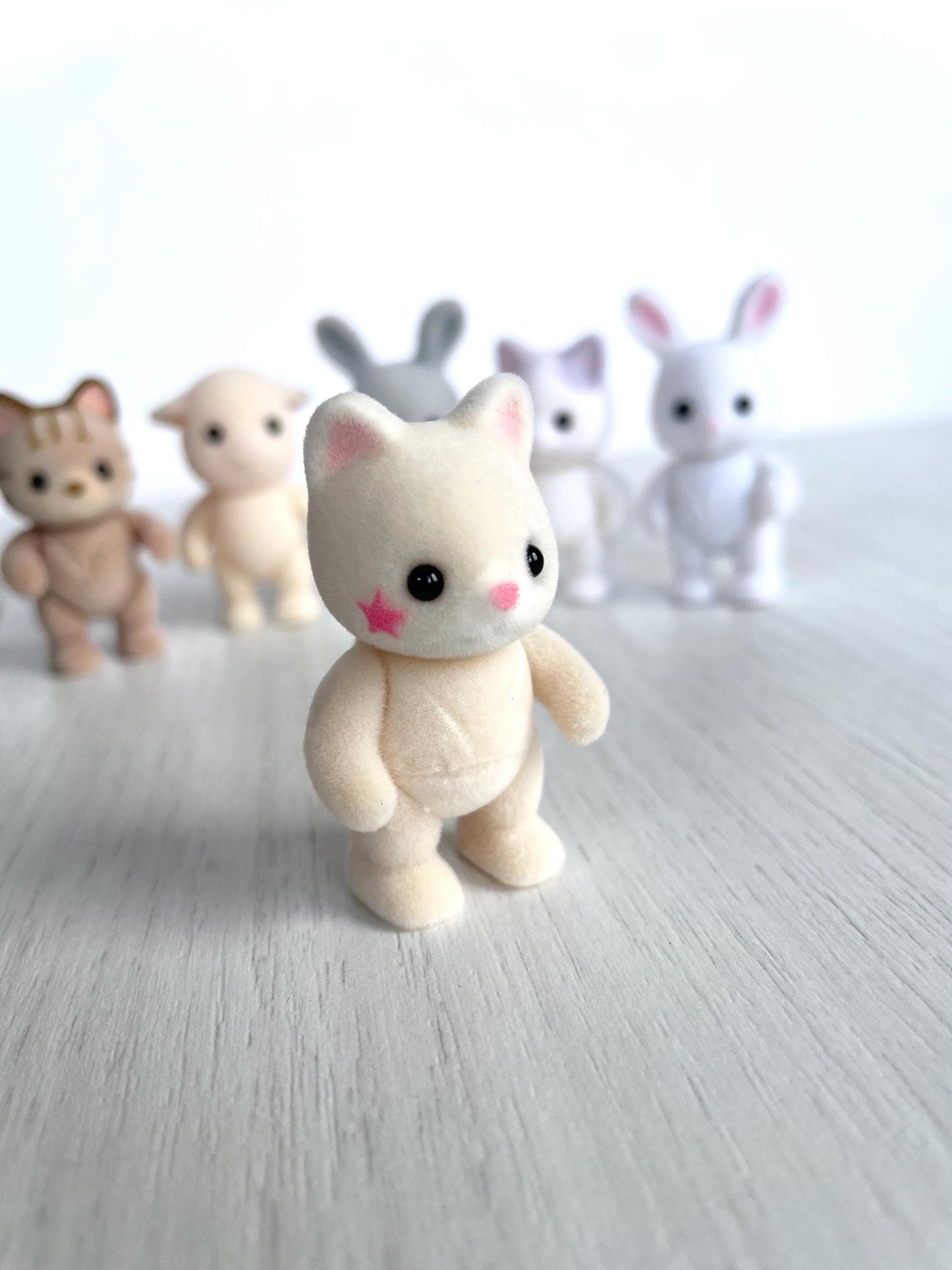 Calico Critters standing jointed babies, royal princess baby options — Sylvanian Families
