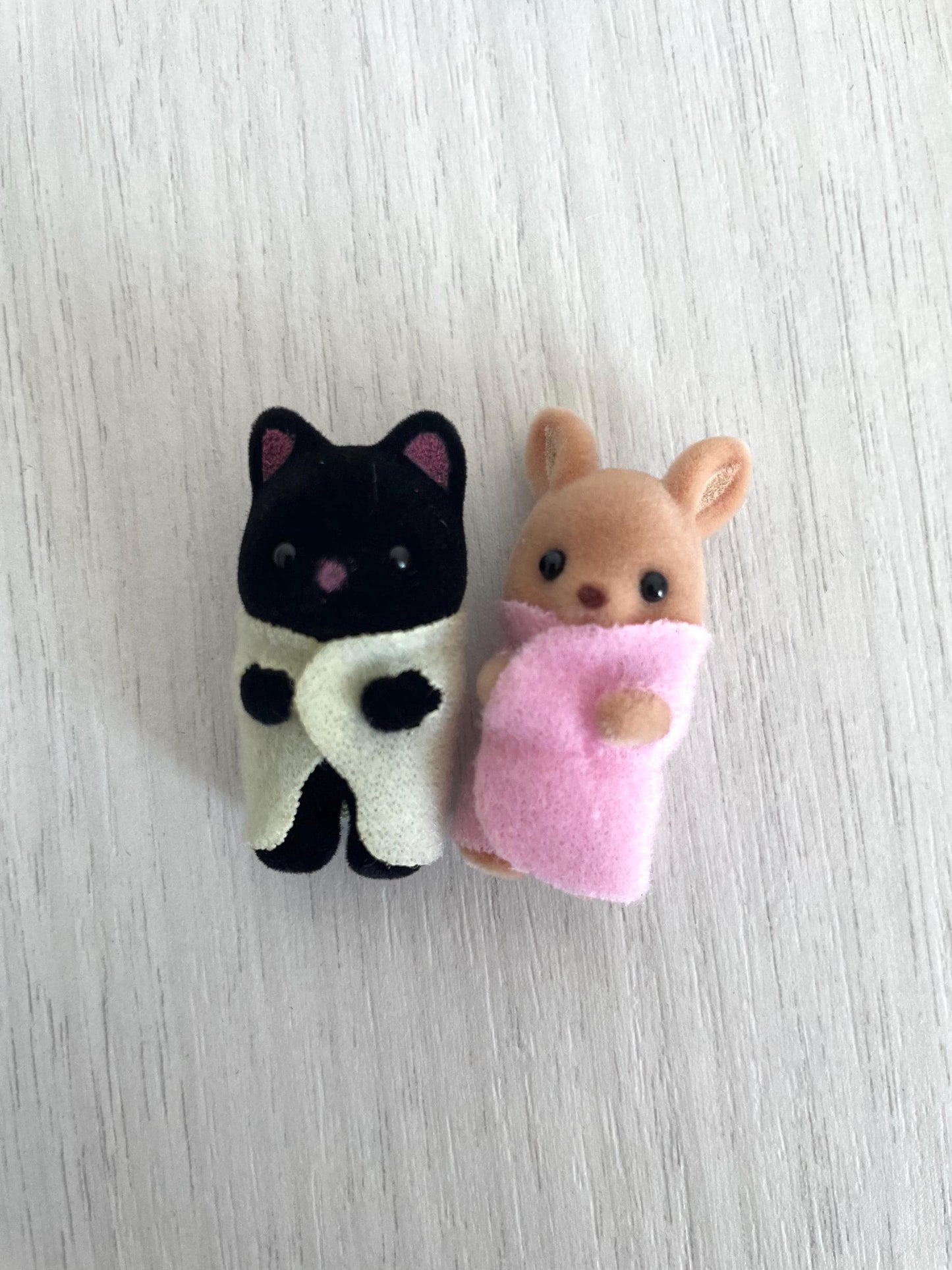 Calico Critters infant tiny babies — Sylvanian Families