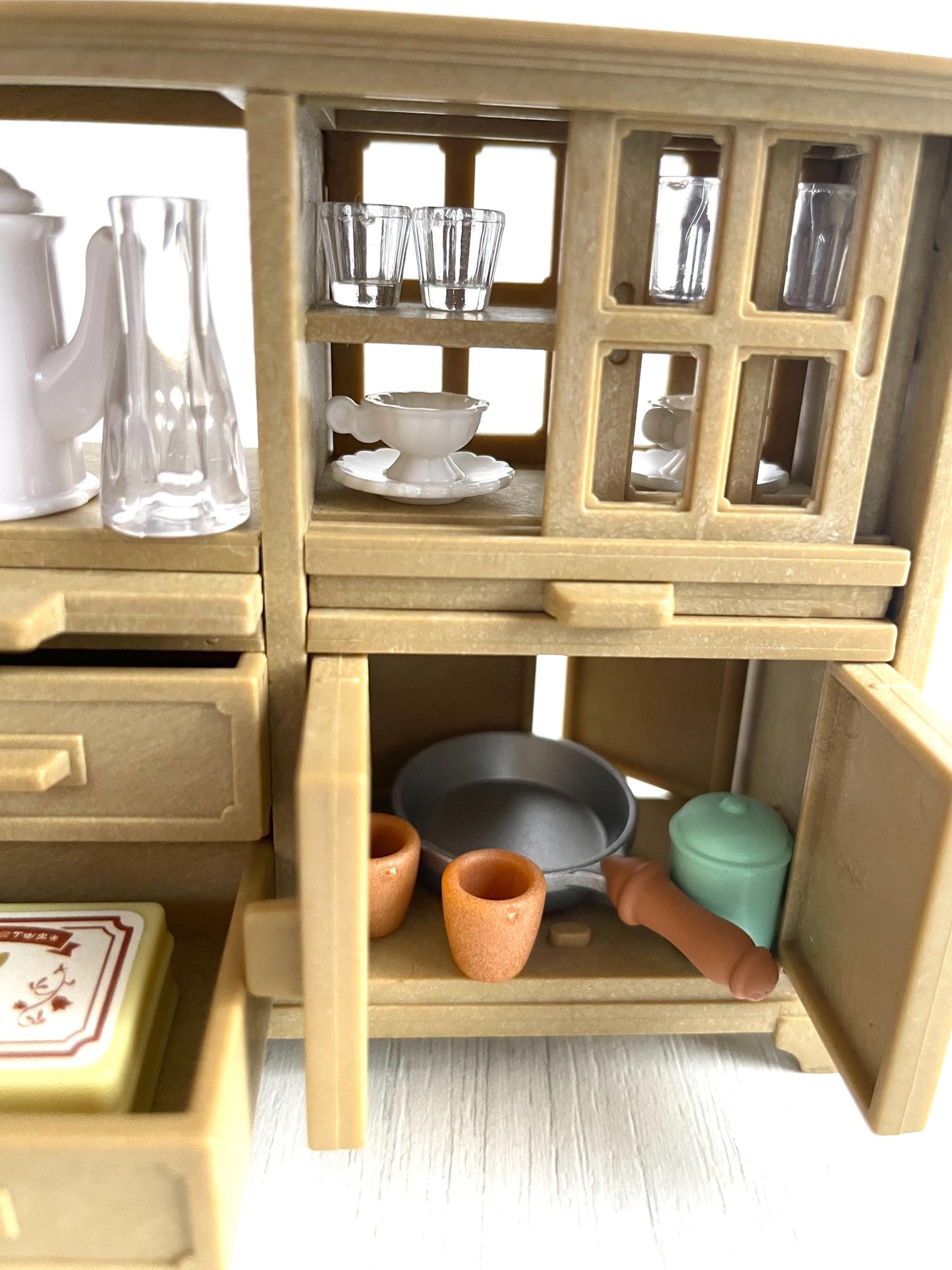 Rare Japan kitchen cabinet set — Sylvanian Families / Calico Critters