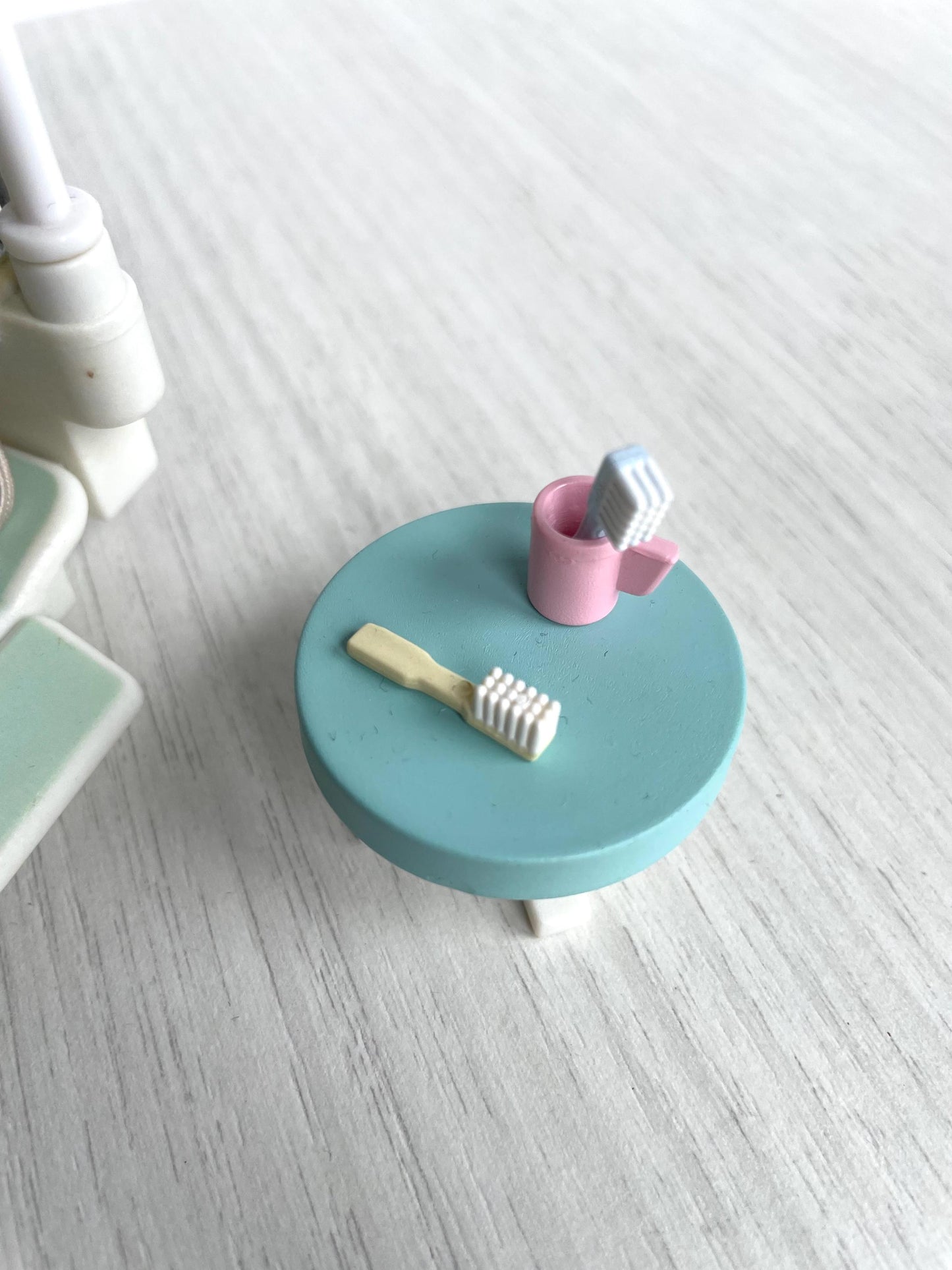 Calico Critters Brown Vole Dentist Set, mole dentist — Sylvanian Families