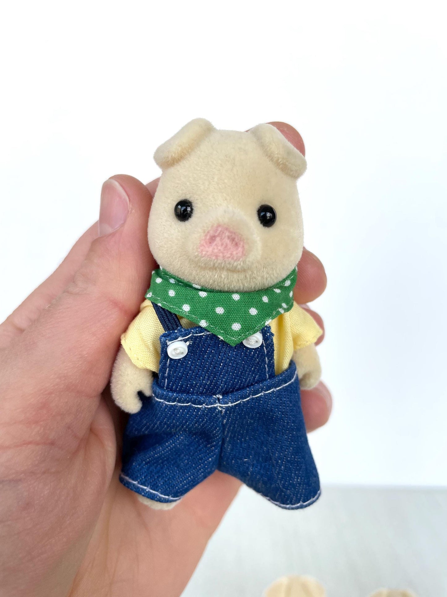 Calico Critters Grunt Pig Family — Sylvanian Families