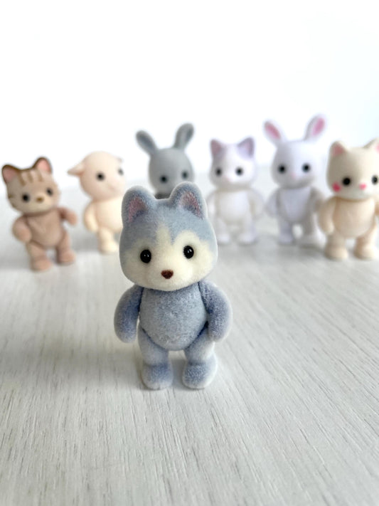 Calico Critters standing jointed babies, royal princess baby options — Sylvanian Families