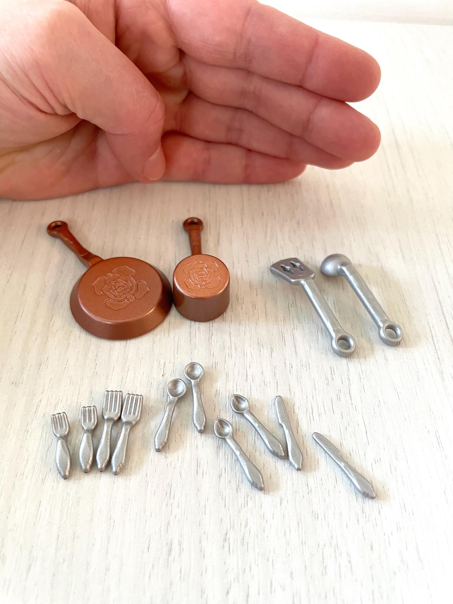 Calico Critters Dollhouse Miniature Cutlery and Glasses — Sylvanian Families