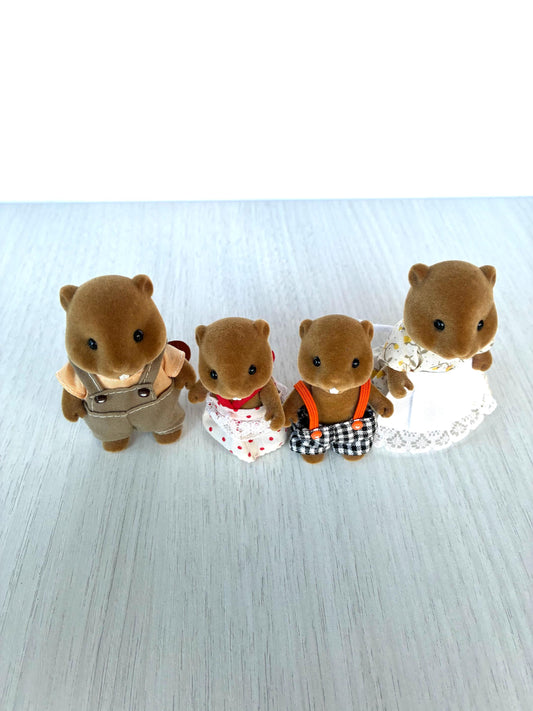 Calico Critters Waters Beaver Family with gripping hands, vintage discontinued — Sylvanian Families