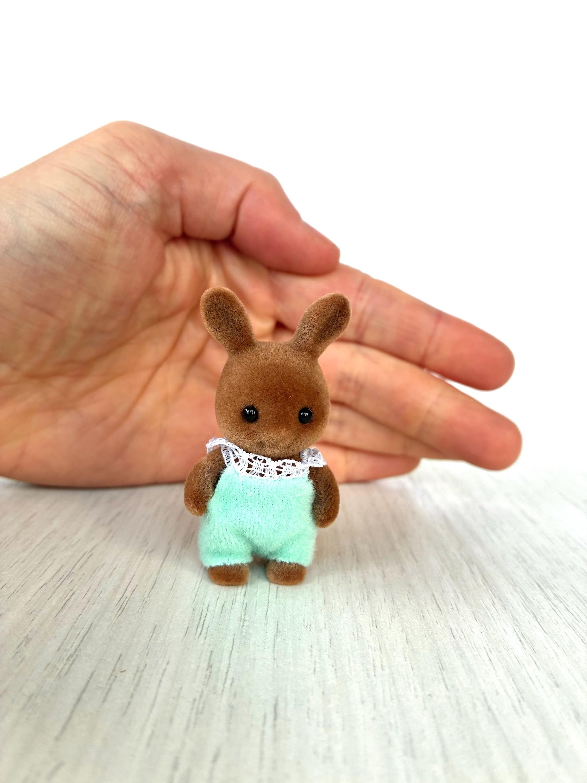 Calico Critters Brown Wildwood Rabbit baby, Sylvanian Families bunny