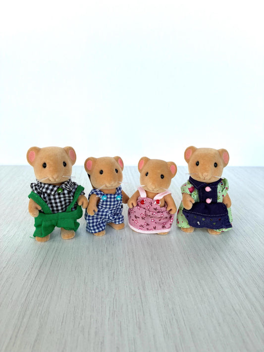 Hazelnut Dormouse Family, Vintage Dormice Sylvanian Family, hard to find Calicos