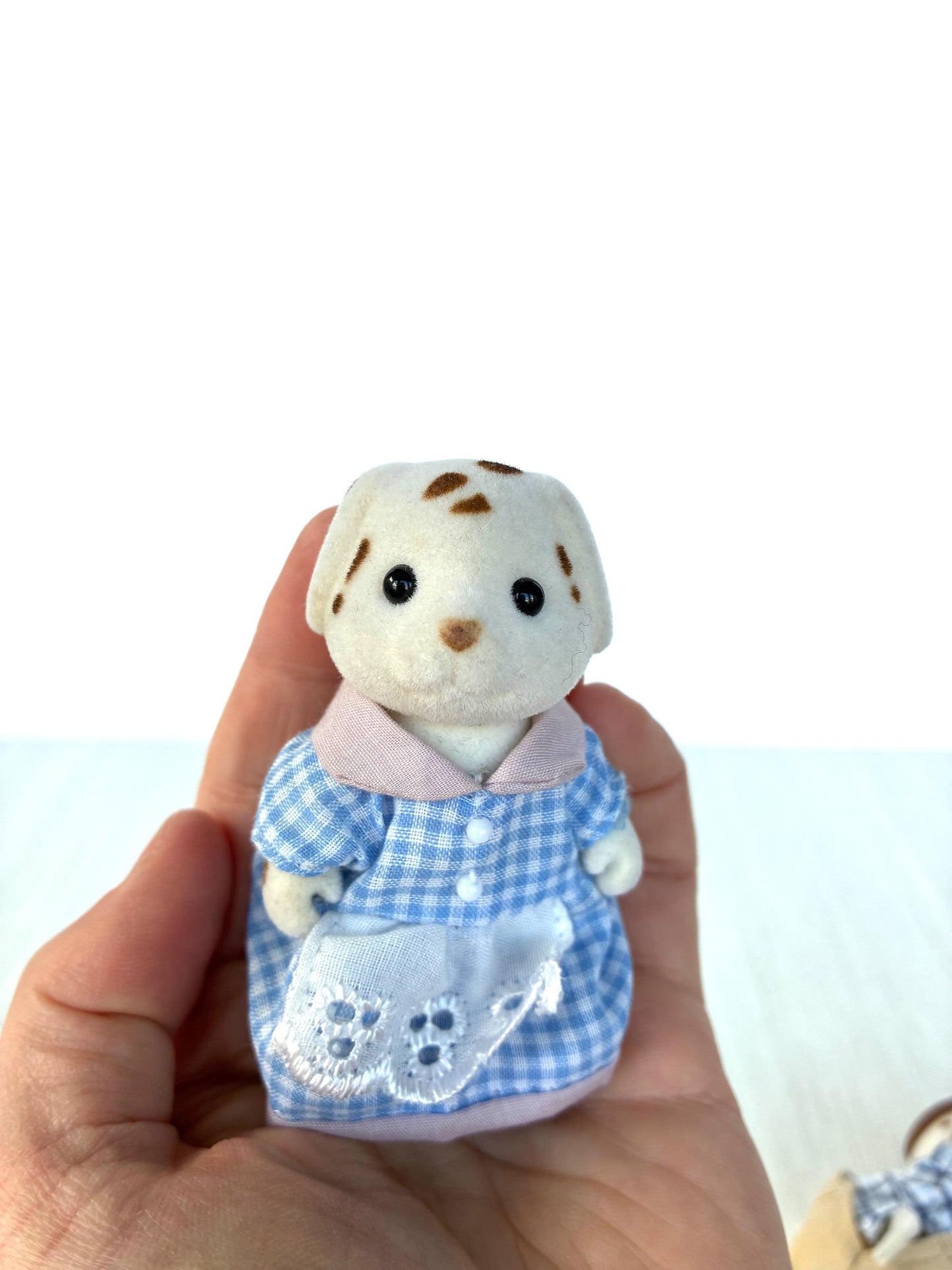 Henry-Lloyd Chocolate Dalmatian family group — vintage Sylvanian Families / Calico Critters