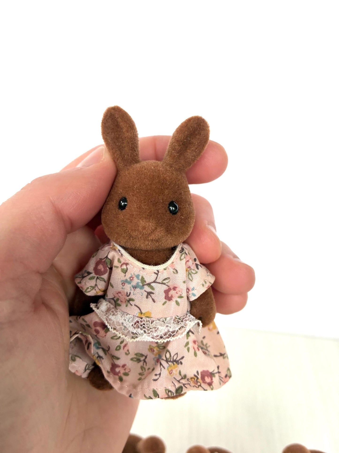 Calico Critters Brown Wildwood Rabbit Family, Vintage Sylvanian Families from England