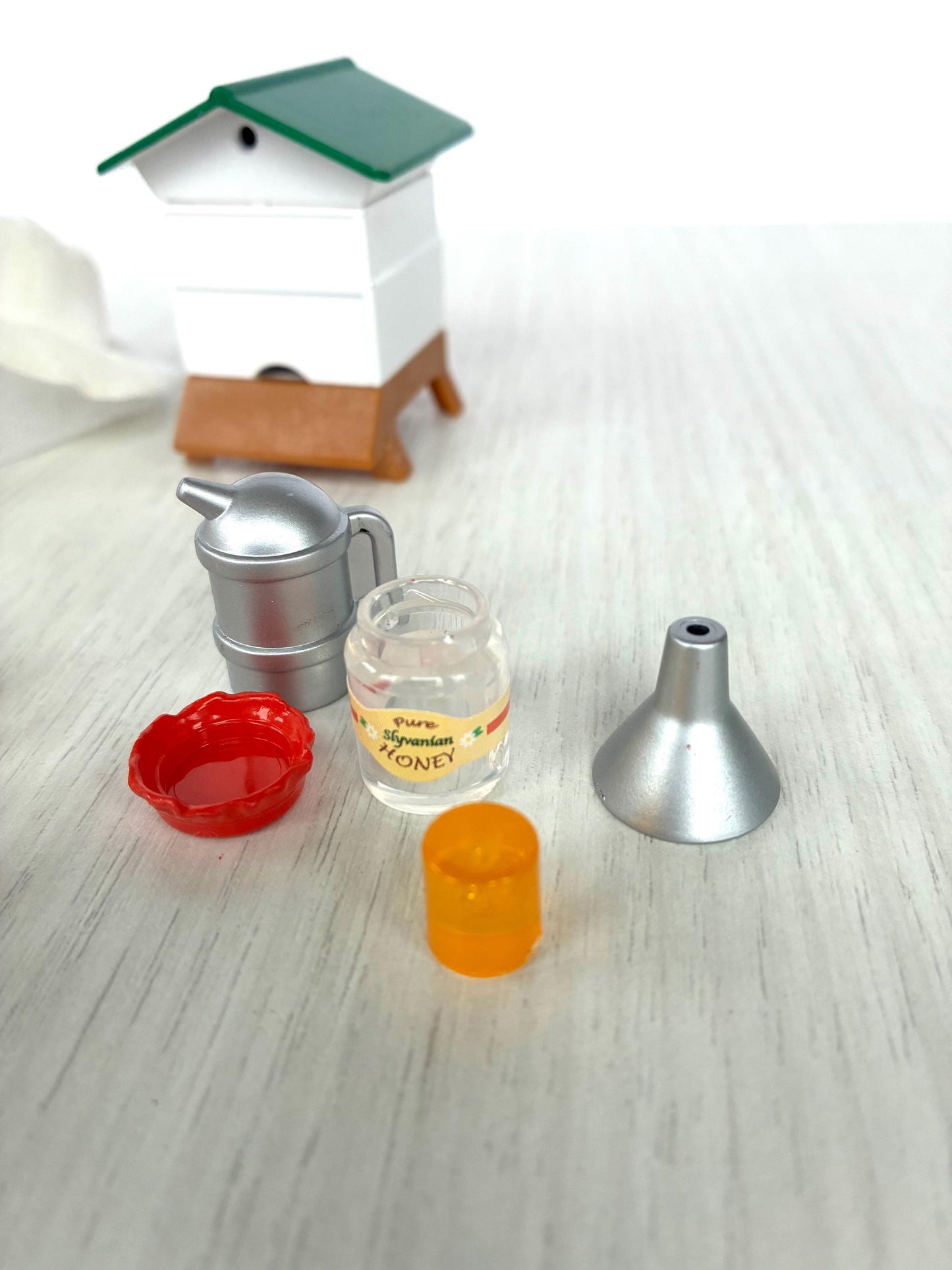 Vintage Beekeeper Set honeycomb frame — Sylvanian Families / Calico Critters