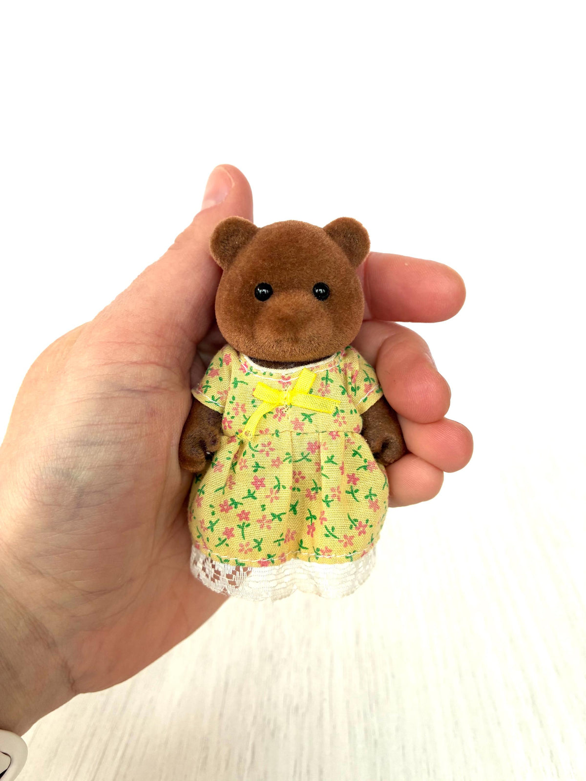 Vintage Sylvanian Timbertop older sister, discontinued collectible figurine, Calico Critters retro toy from England