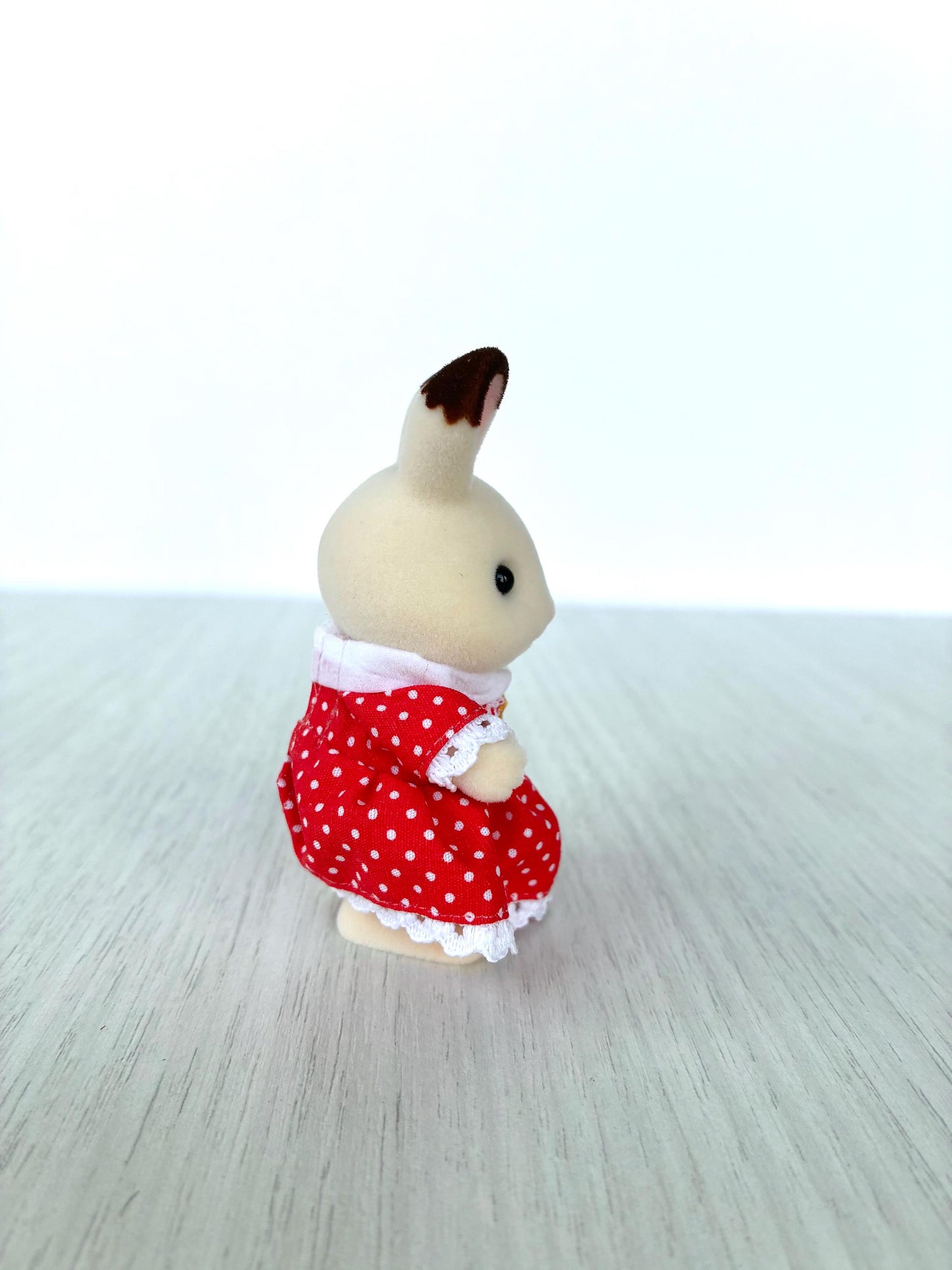 Freya hopscotch chocolate rabbit Calico Critters Cute bunny Figurine for Dollhouse, Collectible Easter basket gift — Sylvanian Families