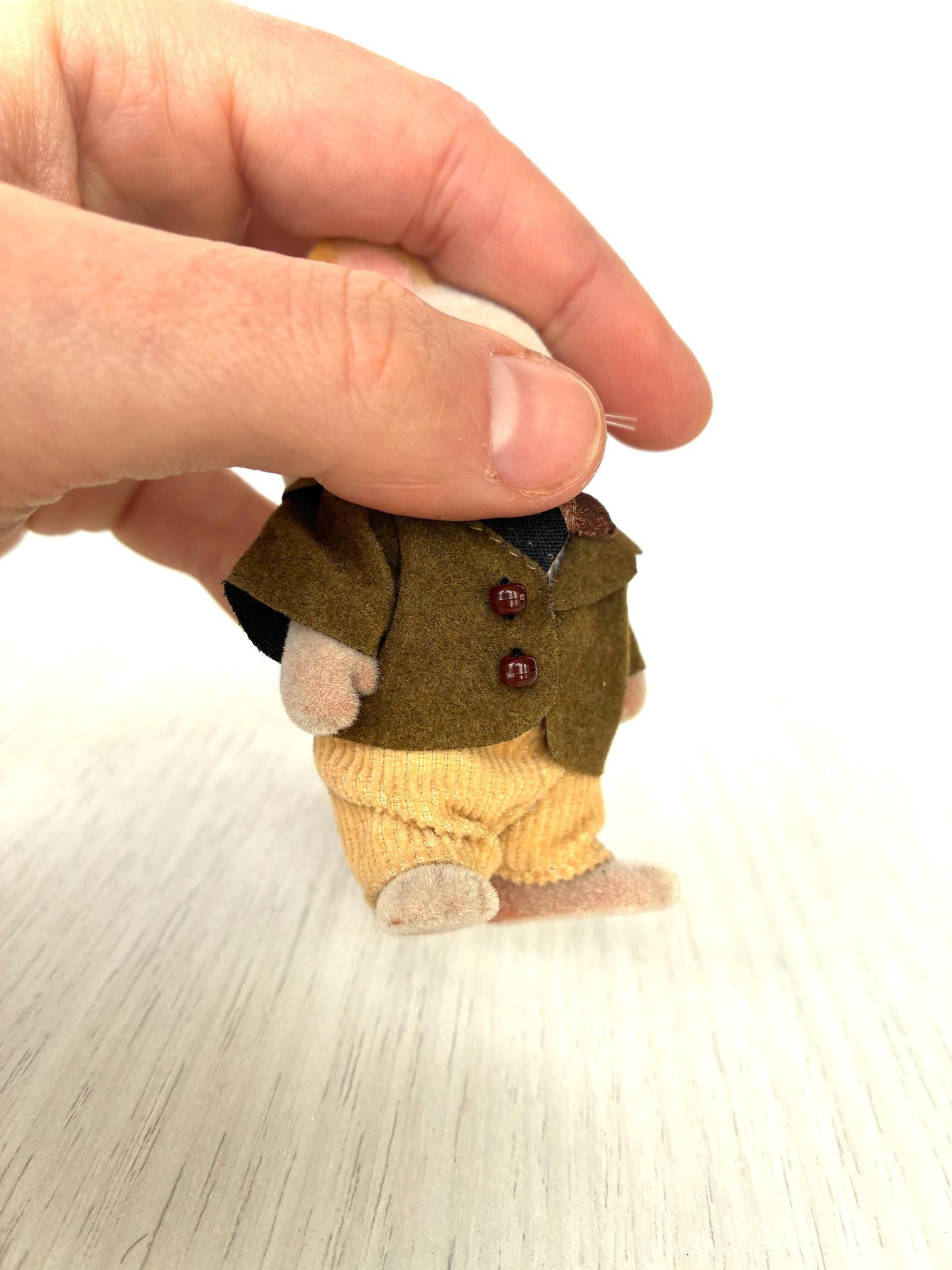 Discontinued Norwood mouse grandfather — Sylvanian Families / Calico Critters