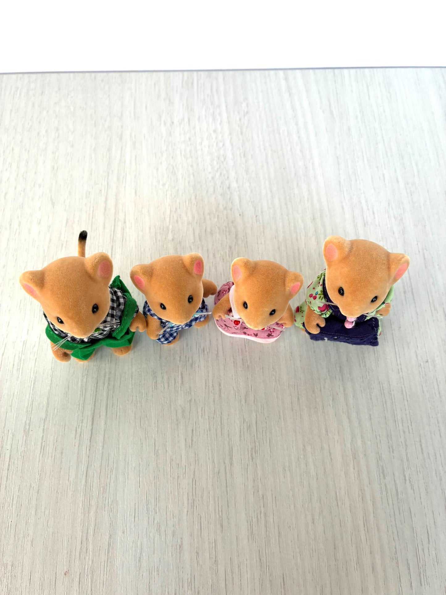 Hazelnut Dormouse Family, Vintage Dormice Sylvanian Family, hard to find Calicos
