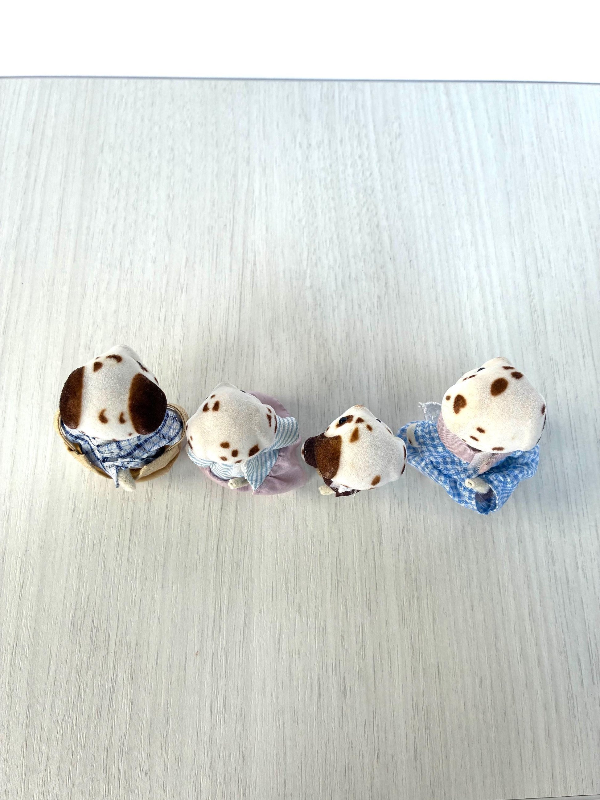 Sylvanian Families Chocolate Dalmatian children figures — Calico Critters vintage