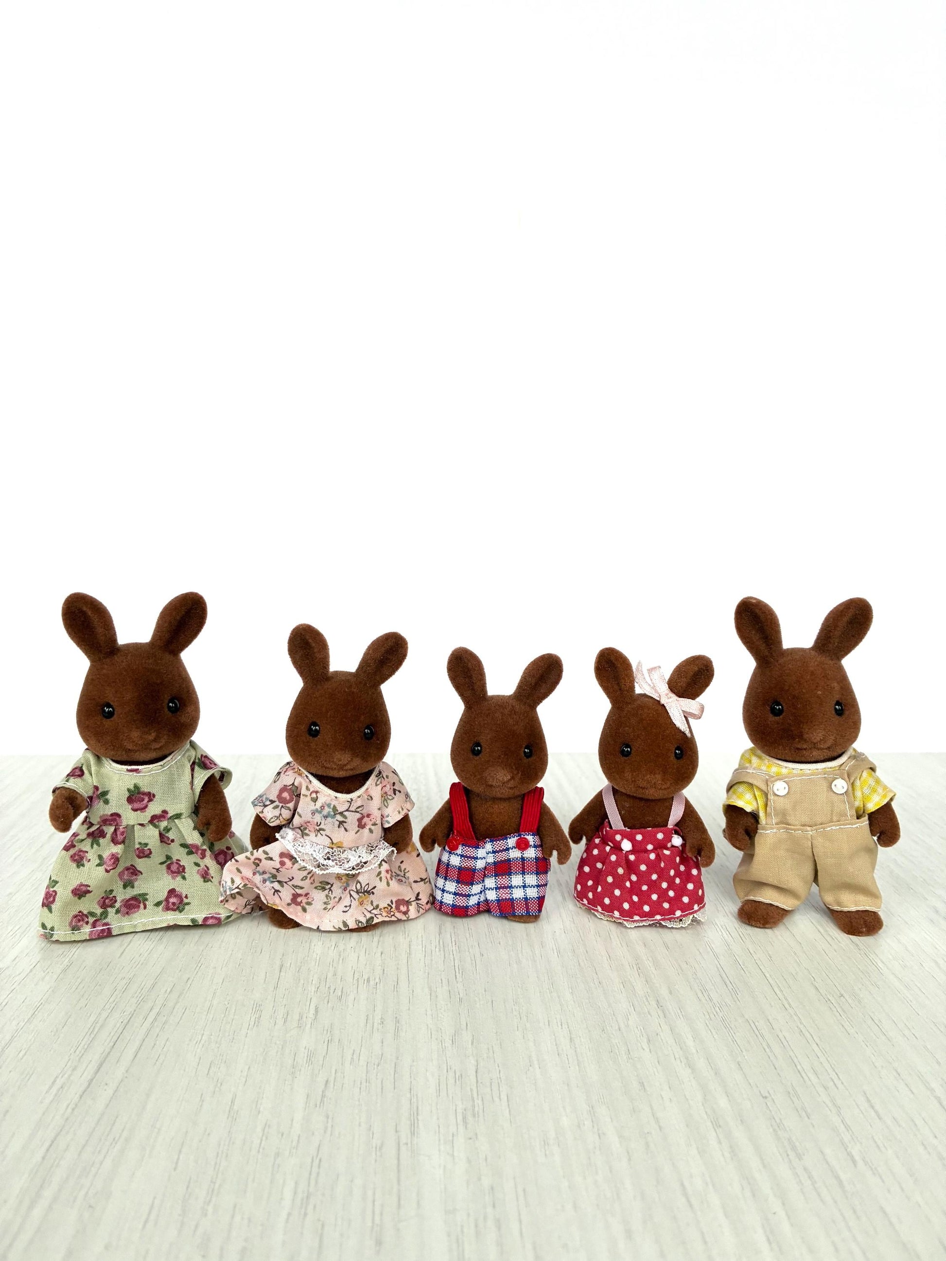 Calico Critters Brown Wildwood Rabbit Family, Vintage Sylvanian Families from England