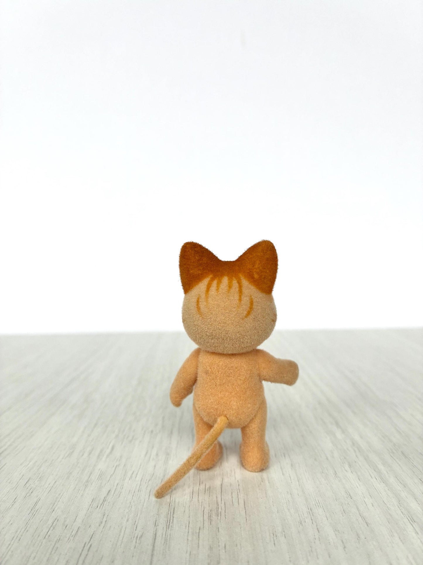 Beaman Ginger Cat sister - Discontinued Sylvanian Families figurine — Calico Critters