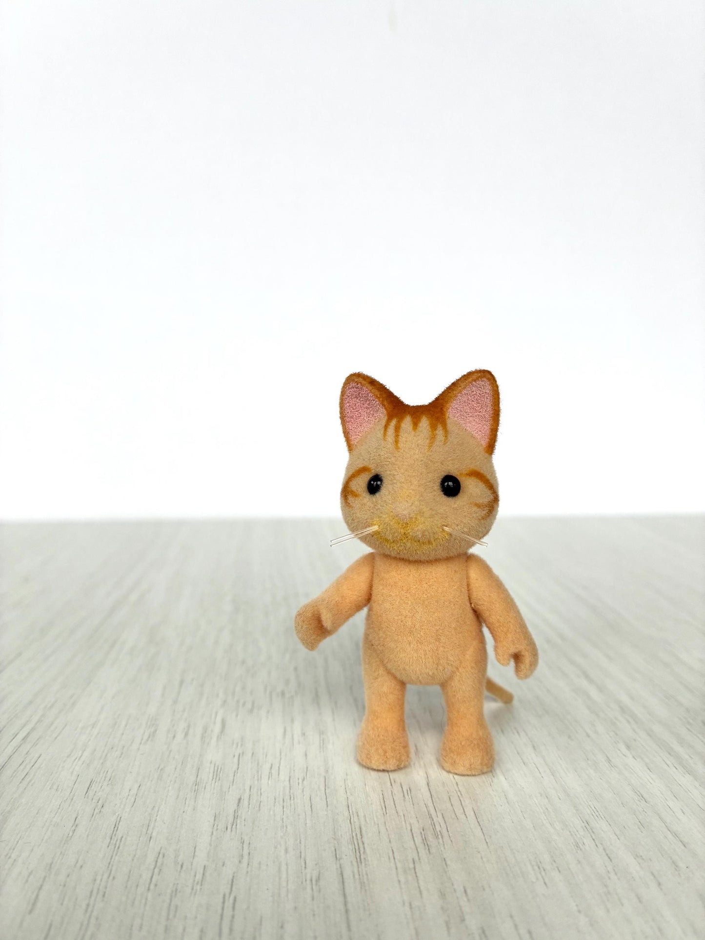 Beaman Ginger Cat sister - Discontinued Sylvanian Families figurine — Calico Critters