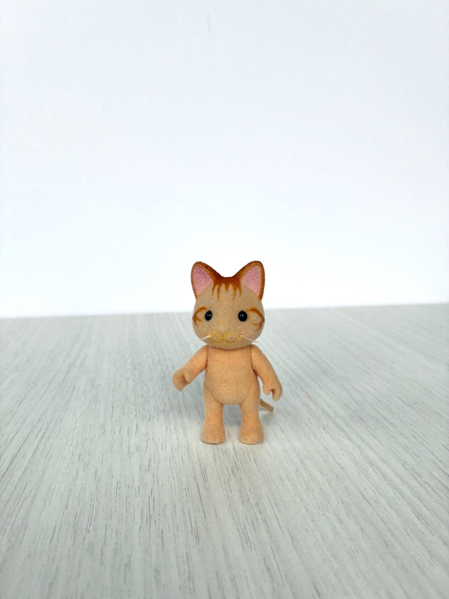 Beaman Ginger Cat sister - Discontinued Sylvanian Families figurine — Calico Critters