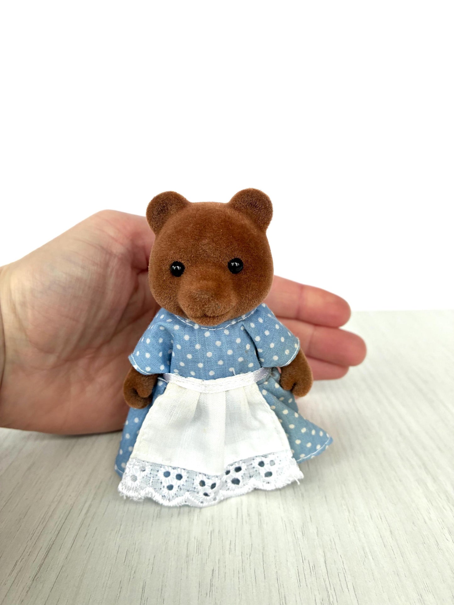Retro bear figurine from England — Sylvanian Families / Calico Critters