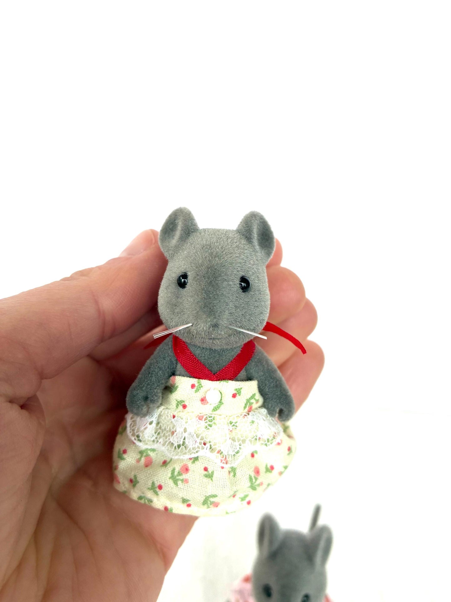 Vintage Sylvanian Families Thistlethorn Grey Mouse Family, Rare Flocked Tails — Calico Critters