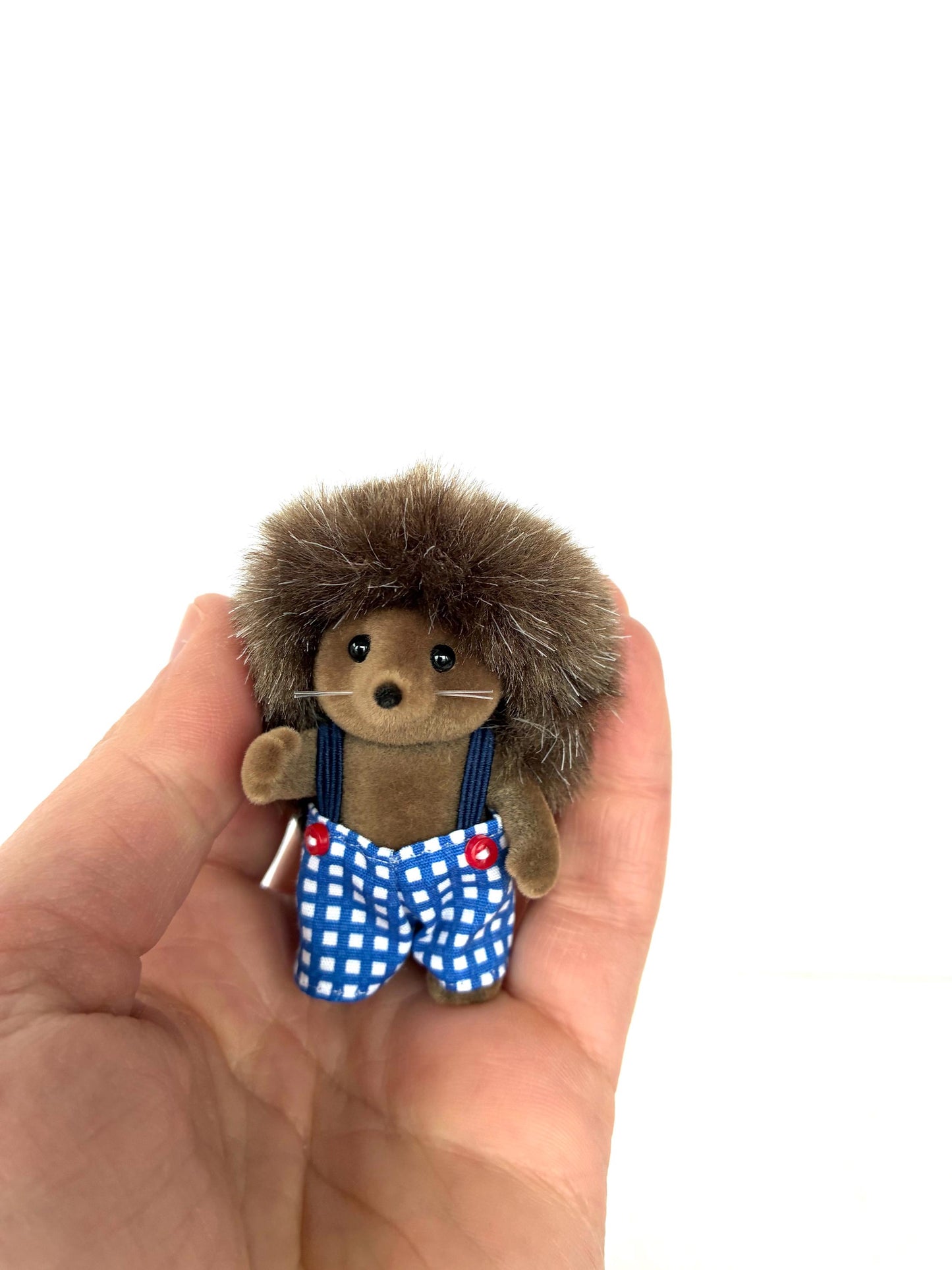Calico Critters Hedgehog Family Dollhouse Figurines, Forest Animal Collectibles — Sylvanian Families
