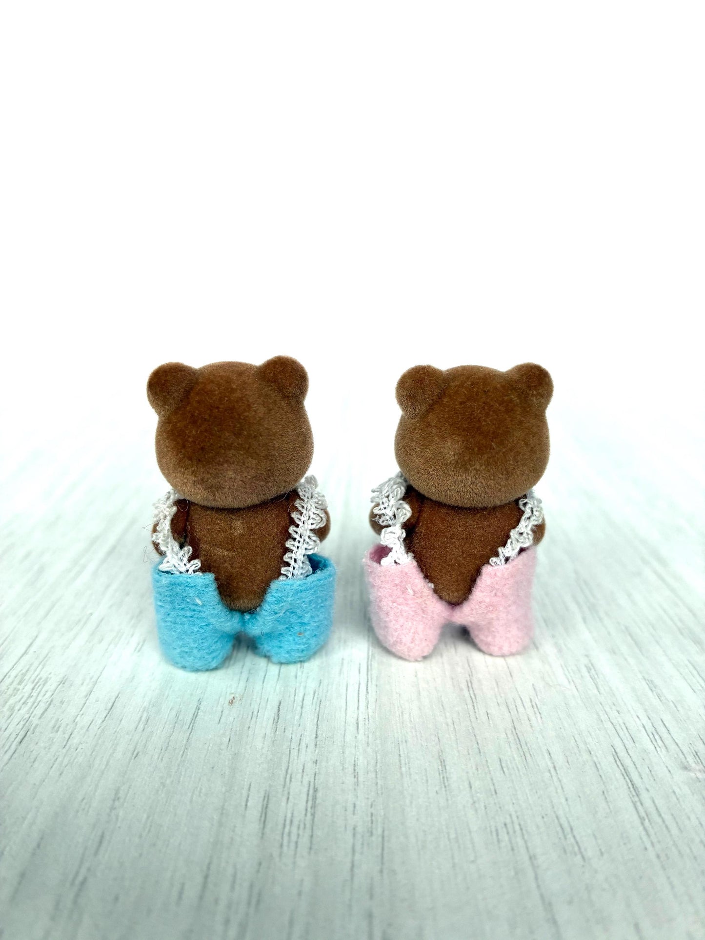 Vintage Sylvanian Families Marmalade Bear Babies, Brown Bears, Tear Drop Mouths — Calico Critters