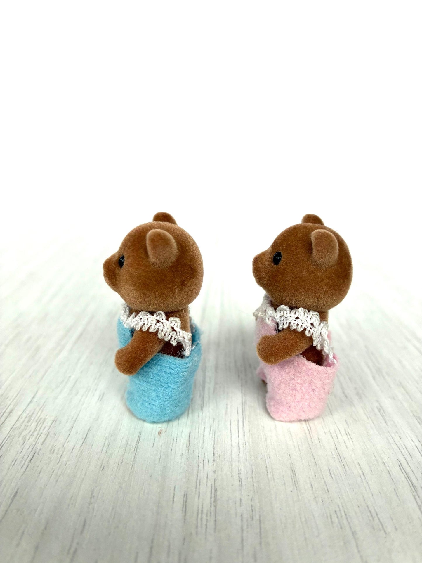 Vintage Sylvanian Families Marmalade Bear Babies, Brown Bears, Tear Drop Mouths — Calico Critters