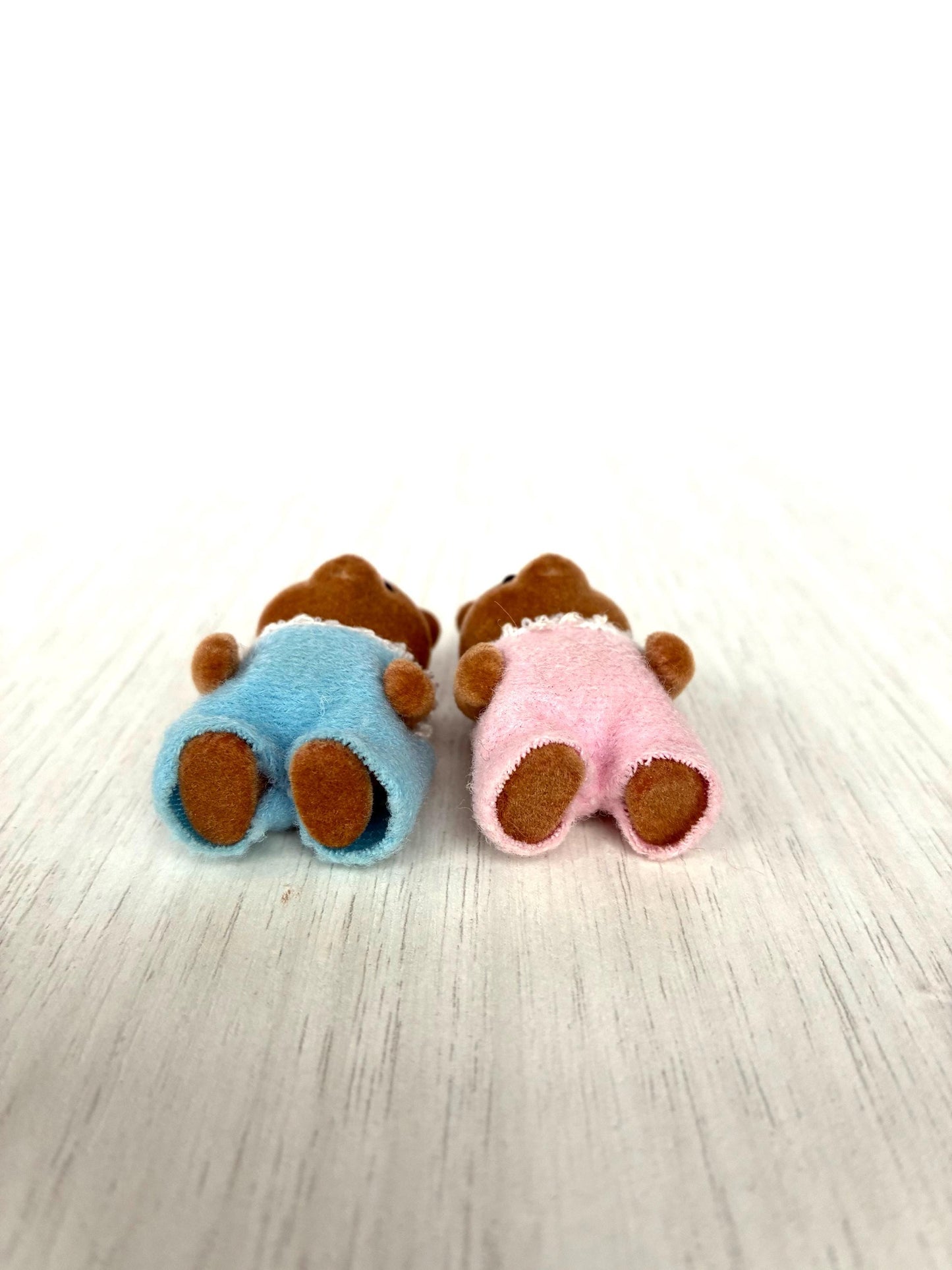 Vintage Sylvanian Families Marmalade Bear Babies, Brown Bears, Tear Drop Mouths — Calico Critters