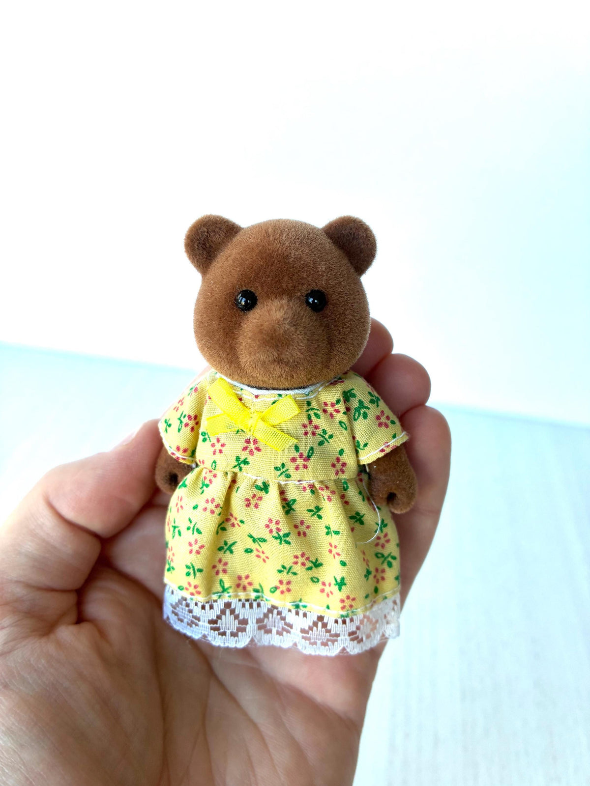 Vintage Sylvanian Timbertop older sister, discontinued collectible figurine, Calico Critters retro toy from England, photo 7
