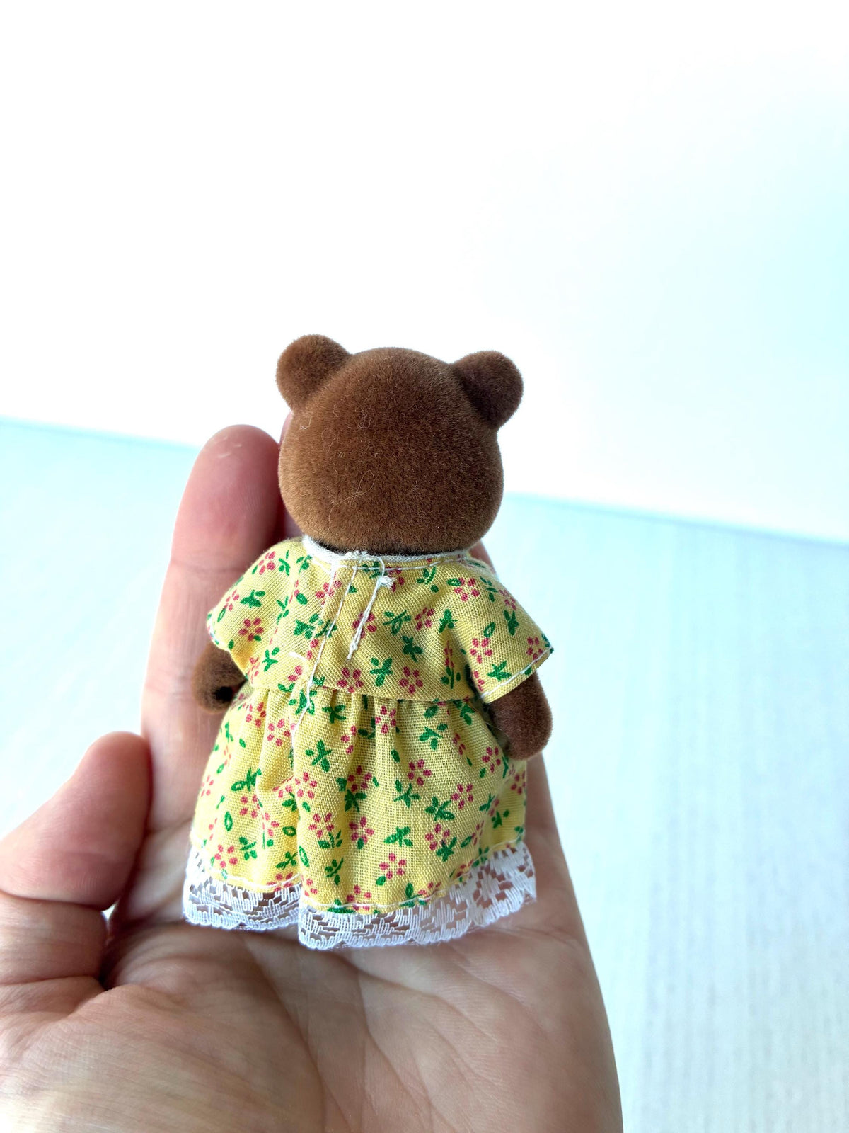 Vintage Sylvanian Timbertop older sister, discontinued collectible figurine, Calico Critters retro toy from England, photo 5