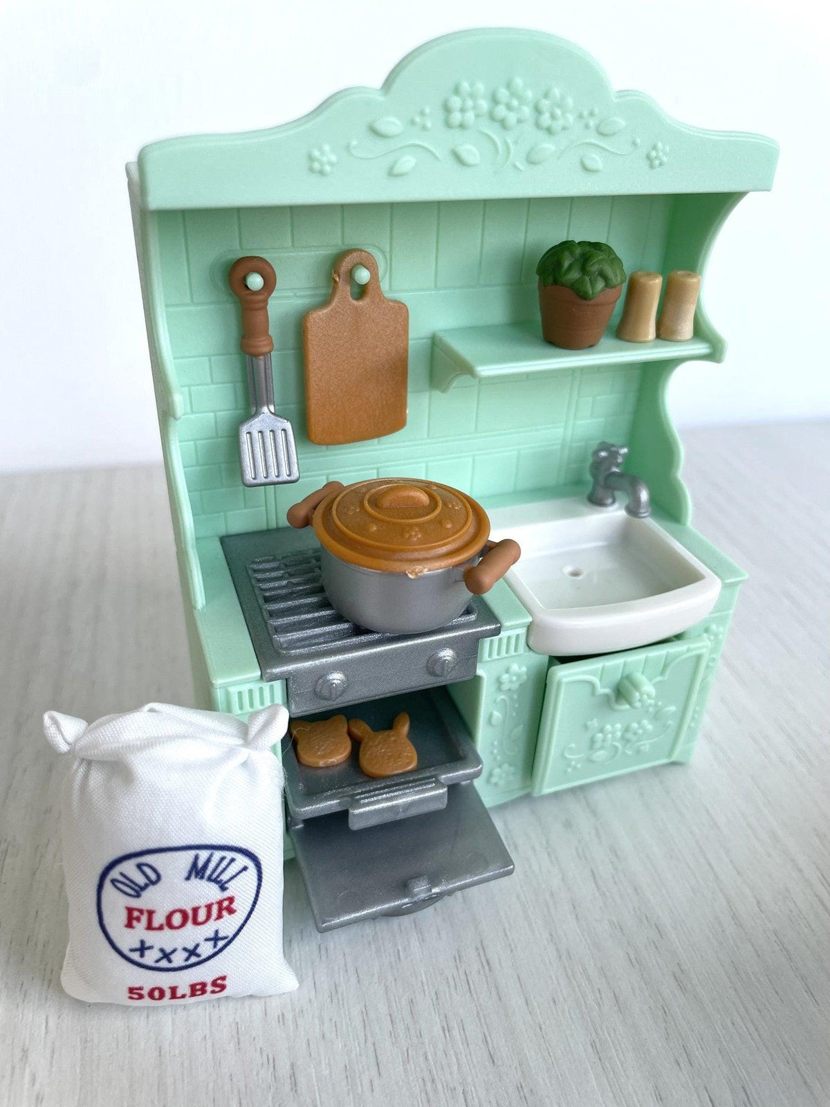 Mint green kitchen dresser with stove, oven, sink and flour sack — Calico Critters and Sylvanian Families