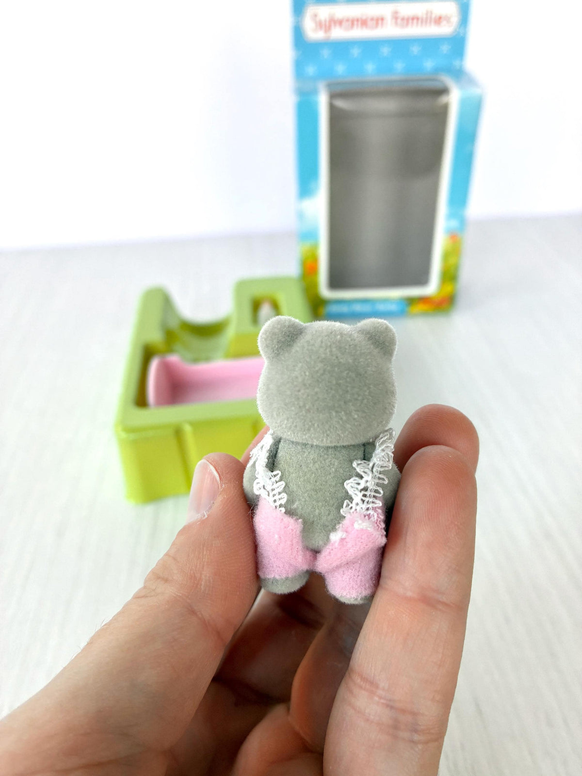 Vintage Sylvanian Families Grey Bear Baby figure pink romper boxed Calico Critters baby toy, photo 2