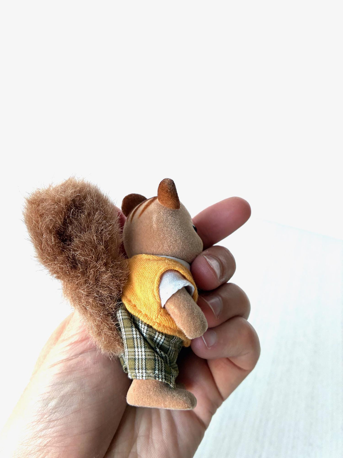 Sylvanian Families Walnut Squirrel boy, Calico Critters Hazelnut Chipmunk brother, in yellow vest and green plaid shorts – photo 4 of 7