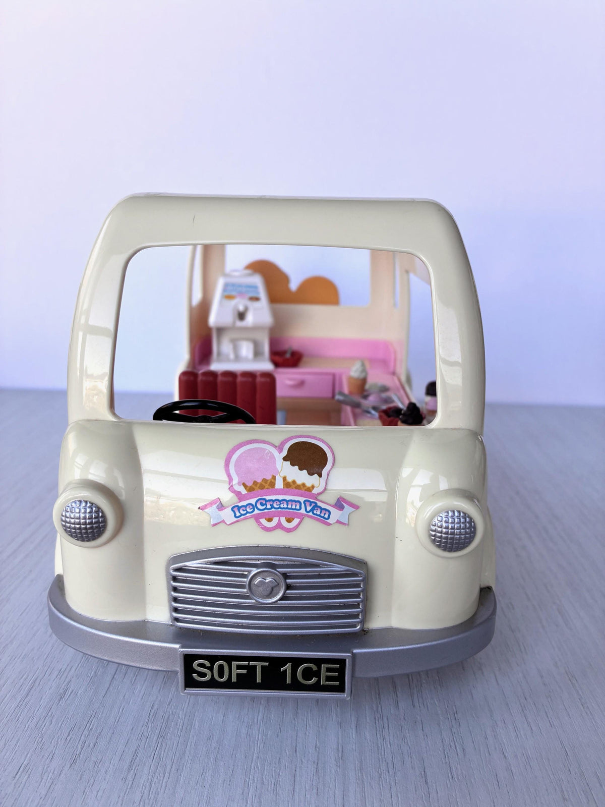 Sylvanian Families Calico Critters Ice Cream Van (Flair 4791) front view with the interior visible through the windscreen