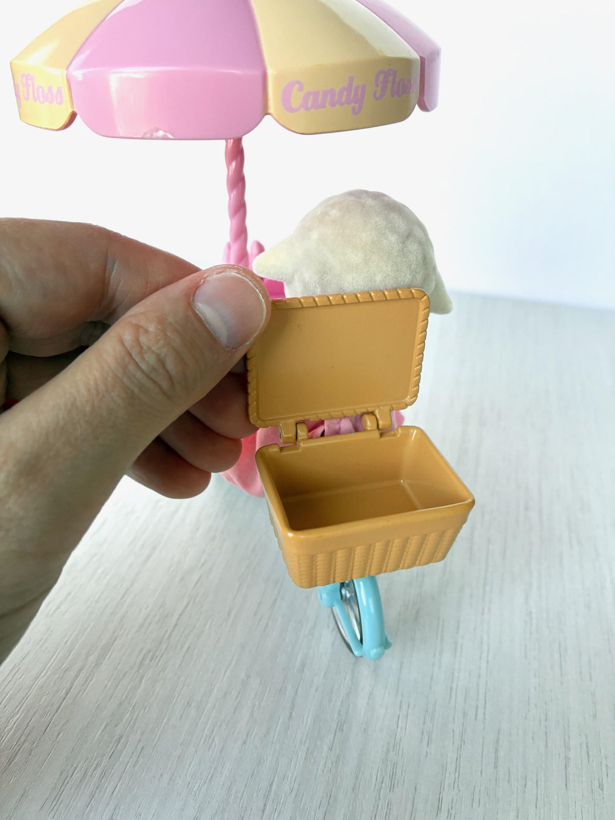 Sylvanian Families Calico Critters Dolly's Candy Floss (Flair 4678) basket on the back of the tricycle with the lid open