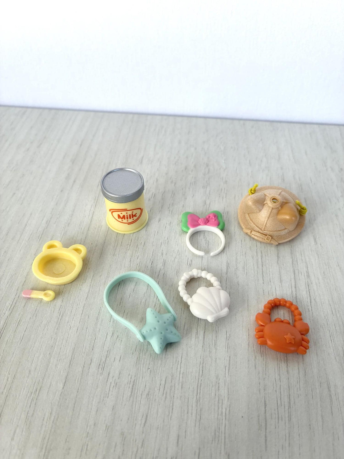Calico Critters Sylvanian Families baby accessories you pick, headband, purses, hat, milk tin and bowl