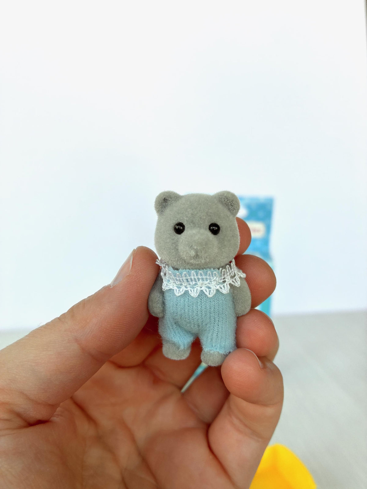 Vintage Sylvanian Families Grey Bear Baby figure blue romper boxed Calico Critters baby toy, photo 2